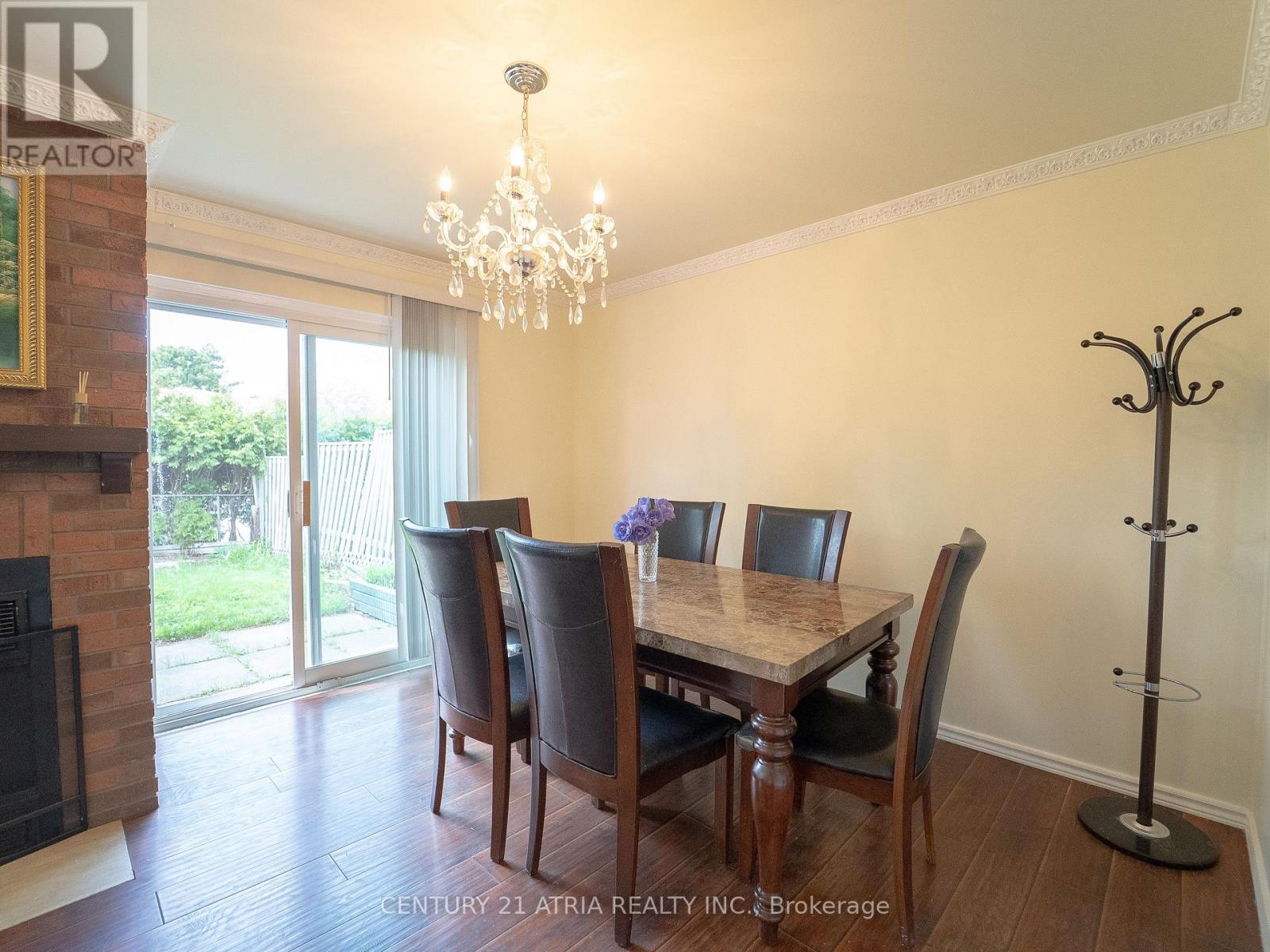 61 Wiggens Court, Toronto, Ontario  M1B 1K3 - Photo 4 - E12918266