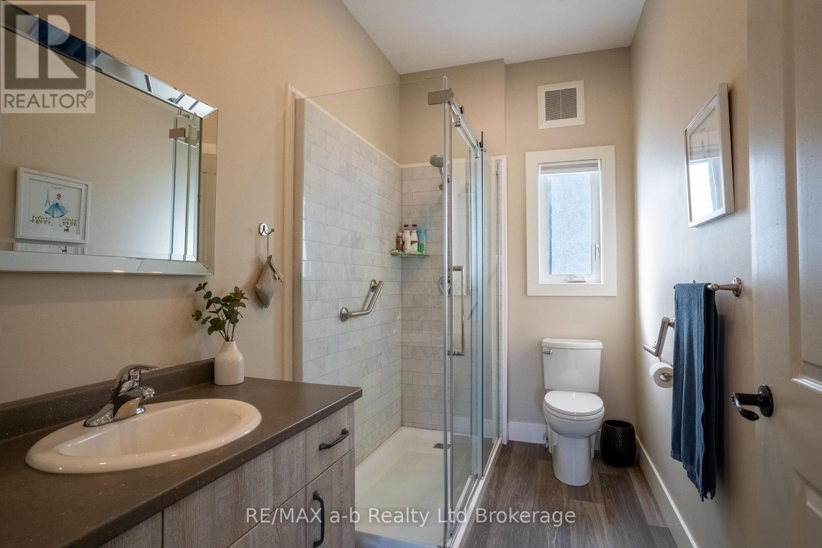 324500 Mount Elgin Road, South-West Oxford, Ontario  N0J 1N0 - Photo 11 - X12918414