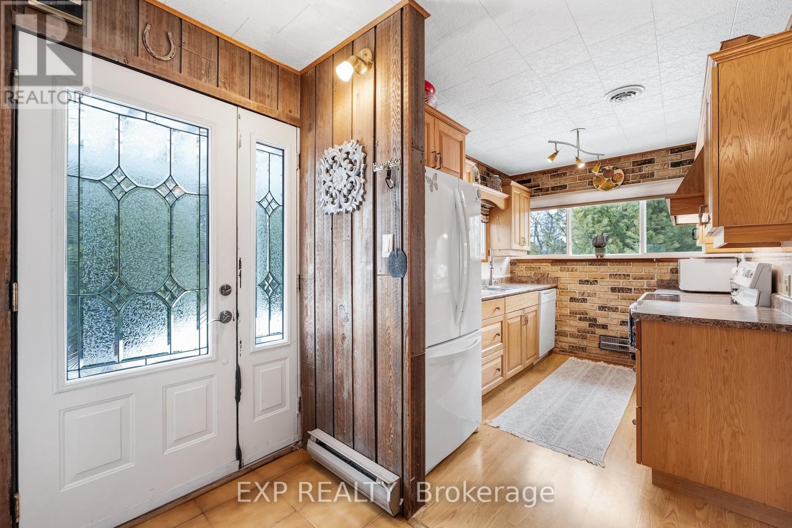 3909 Richview Road, Innisfil, Ontario L9S 2L7 - Photo 5 - N12918180