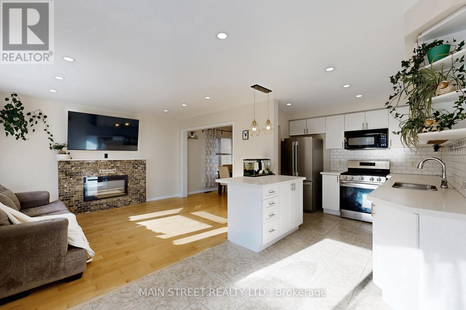 20 Dougherty Crescent, Whitchurch-Stouffville, Ontario  L4A 0A6 - Photo 16 - N12918230