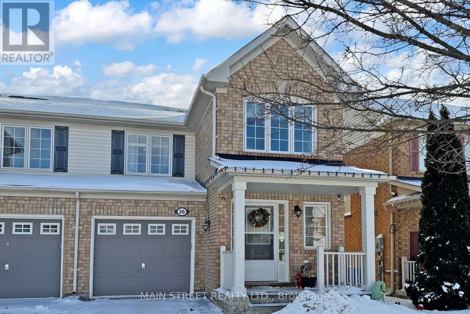 20 Dougherty Crescent, Whitchurch-Stouffville, Ontario  L4A 0A6 - Photo 2 - N12918230