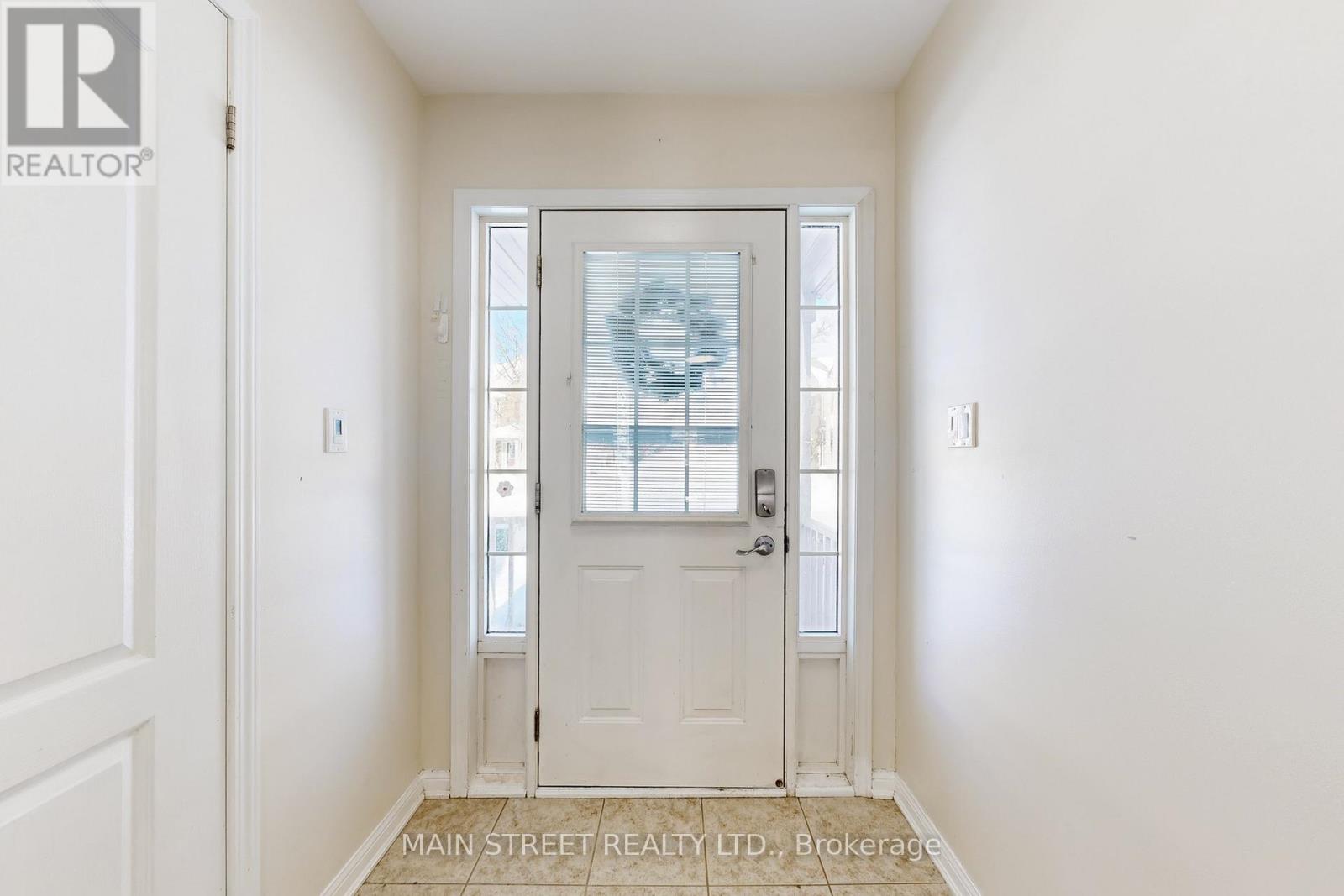 20 Dougherty Crescent, Whitchurch-Stouffville, Ontario  L4A 0A6 - Photo 20 - N12918230