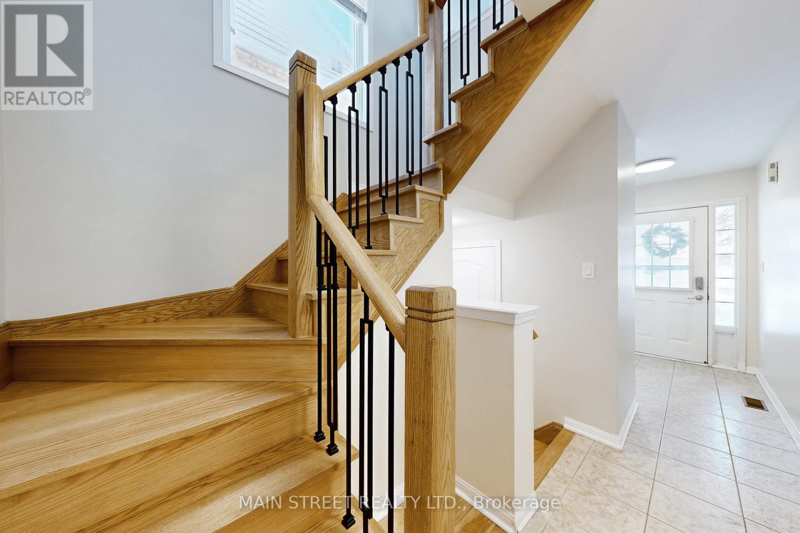 20 Dougherty Crescent, Whitchurch-Stouffville, Ontario  L4A 0A6 - Photo 21 - N12918230