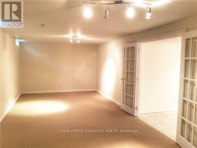 110 Deerwood Crescent, Richmond Hill, Ontario  L4E 4B3 - Photo 12 - N12918250