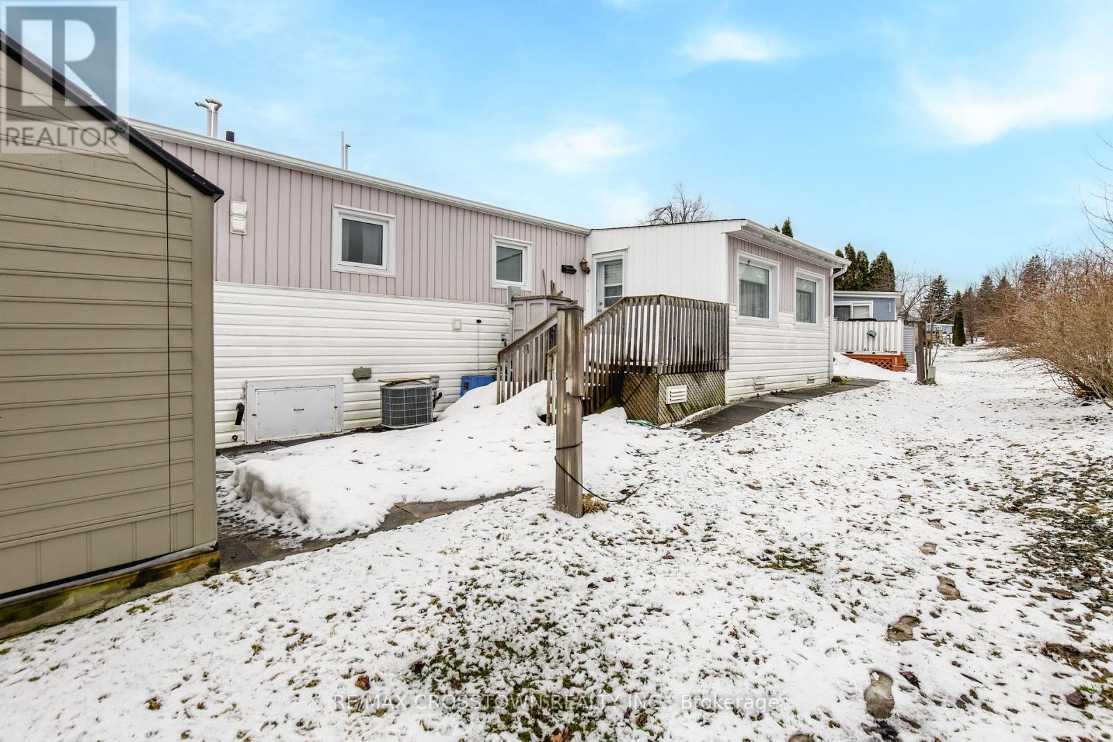 24 Linden Lane, Innisfil, Ontario  L9S 1N8 - Photo 21 - N12918252