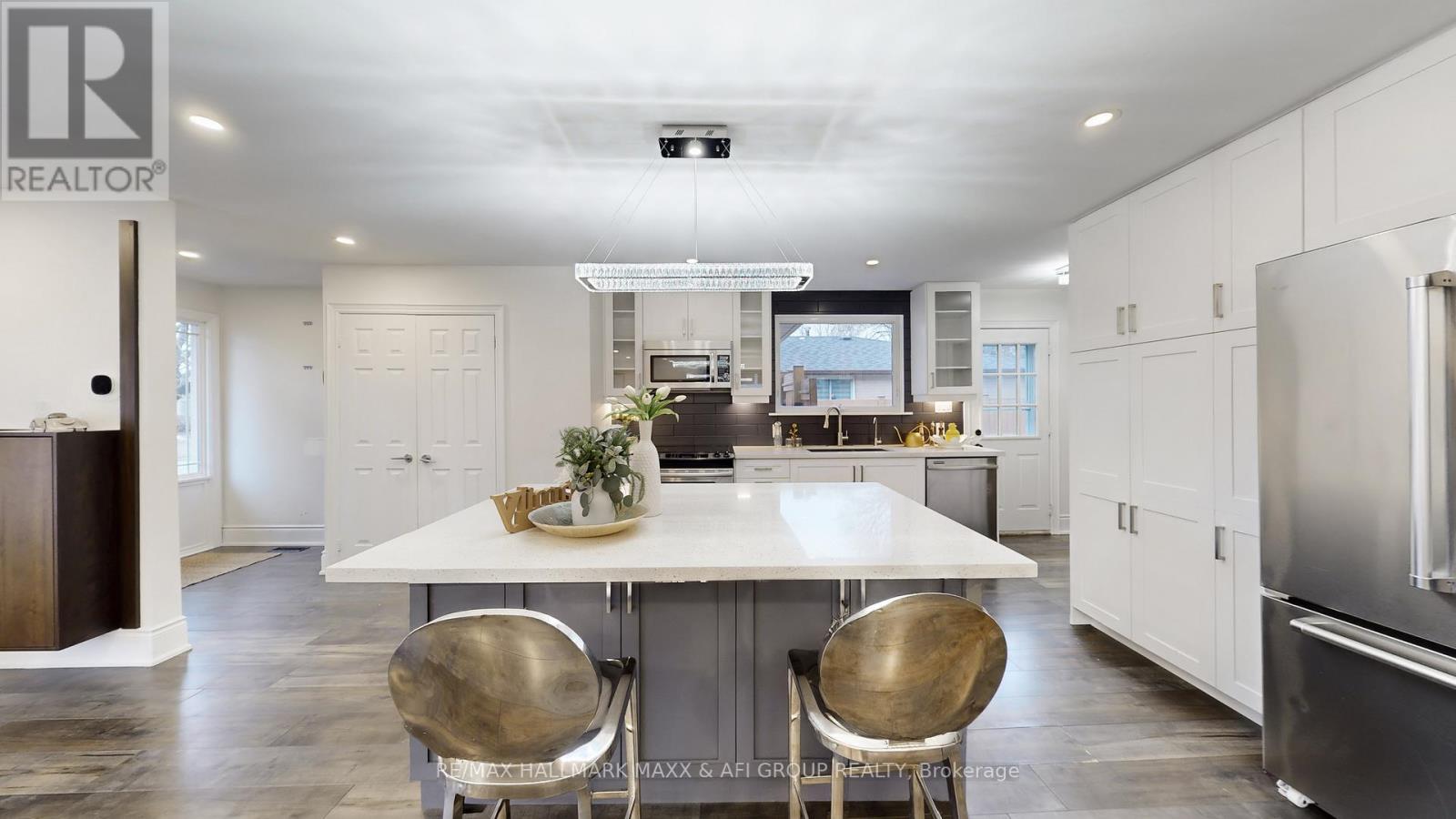 42 Devins Drive, Aurora, Ontario  L4G 2Z1 - Photo 19 - N12918258