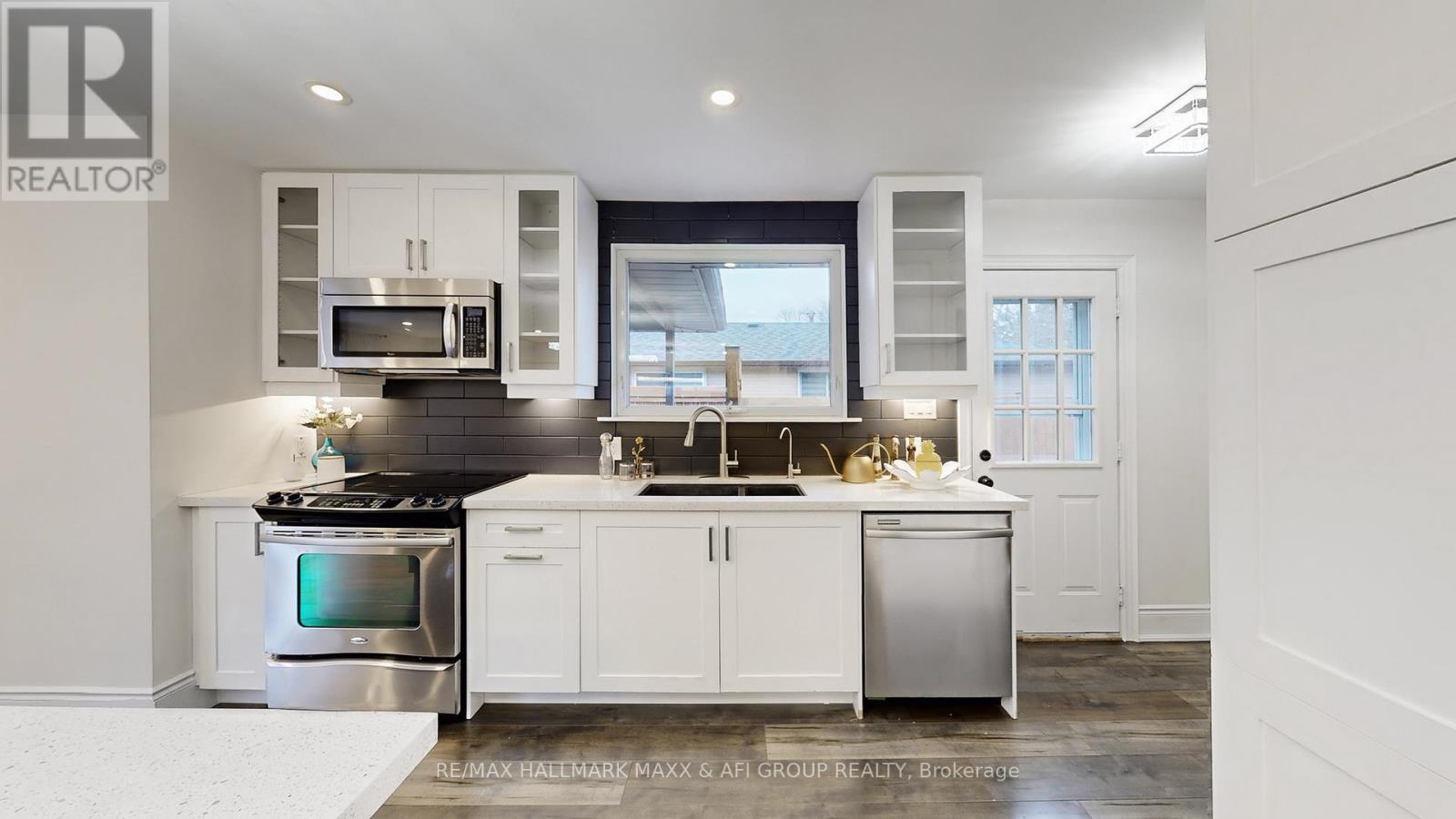 42 Devins Drive, Aurora, Ontario  L4G 2Z1 - Photo 23 - N12918258