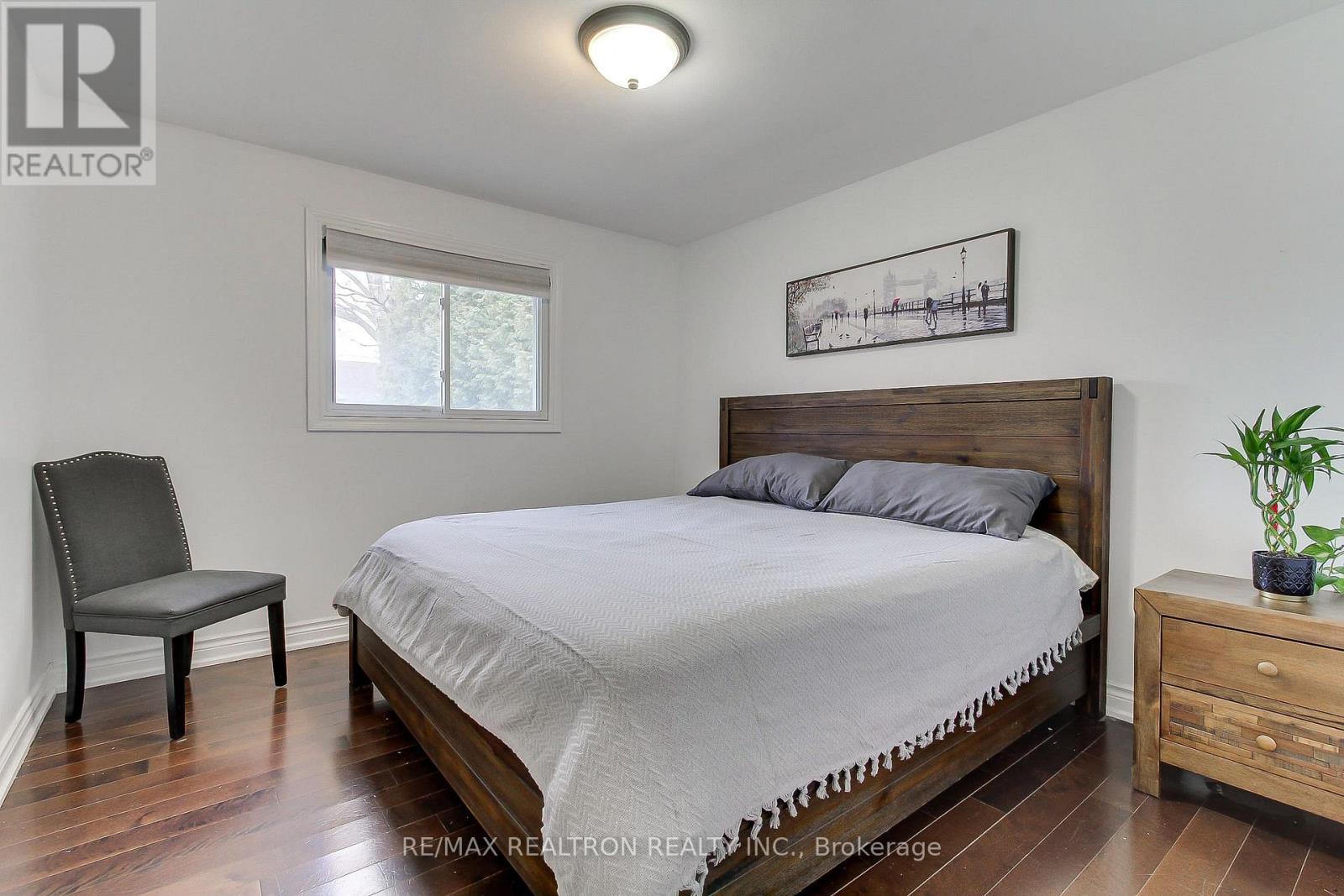 36 Farr Avenue, East Gwillimbury, Ontario  L0G 1V0 - Photo 14 - N12918280