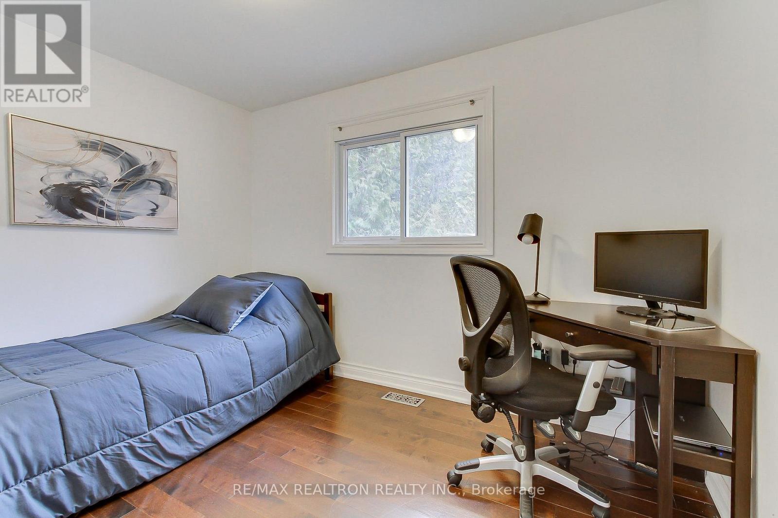 36 Farr Avenue, East Gwillimbury, Ontario  L0G 1V0 - Photo 15 - N12918280