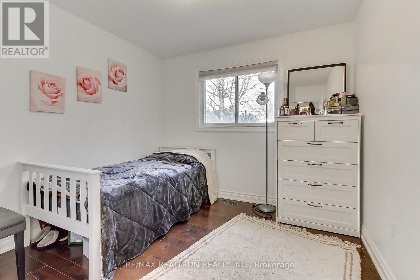 36 Farr Avenue, East Gwillimbury, Ontario  L0G 1V0 - Photo 16 - N12918280