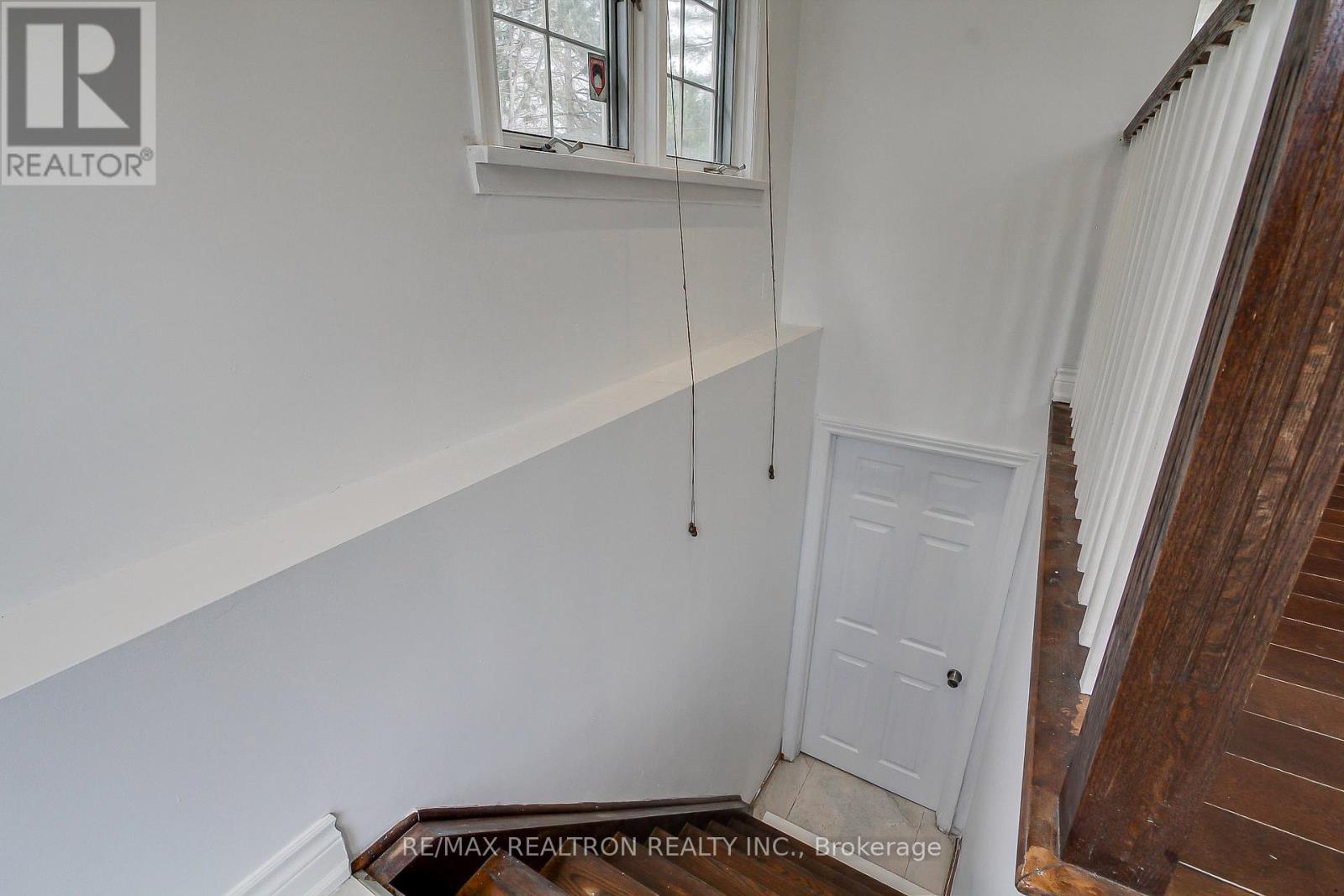 36 Farr Avenue, East Gwillimbury, Ontario  L0G 1V0 - Photo 18 - N12918280