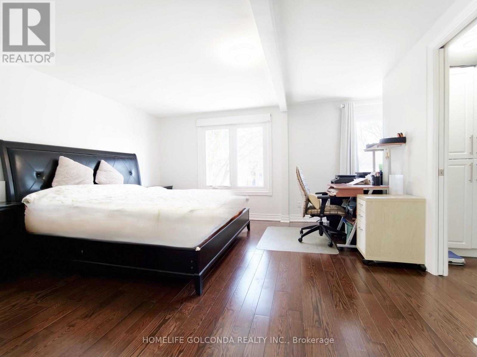 6 Summerfeldt Crescent, Markham, Ontario L3R 2B2 - Photo 10 - N12918348