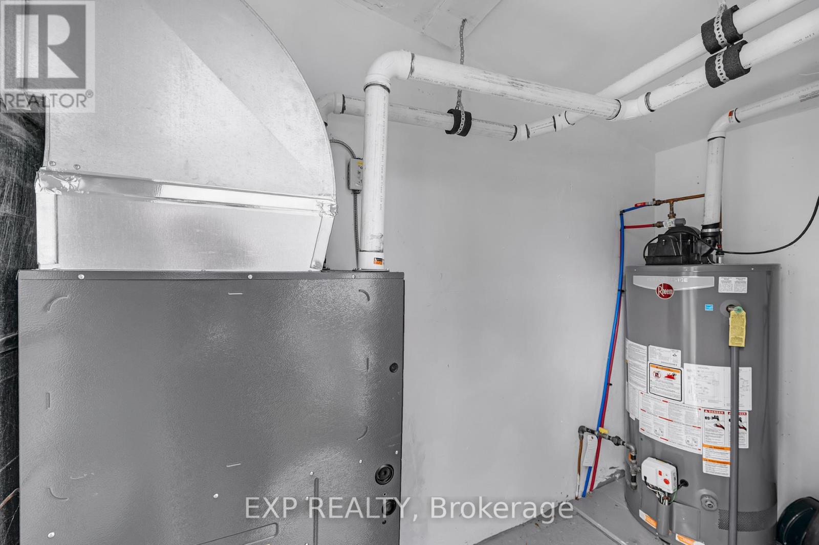 52 Corner Brook Trail, Innisfil, Ontario  L9S 1N6 - Photo 26 - N12918374