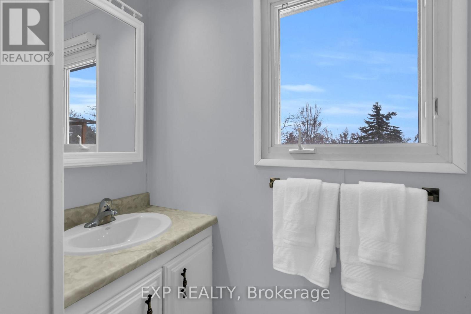 5 Inlet Court, Georgina, Ontario  L0E 1R0 - Photo 30 - N12918458