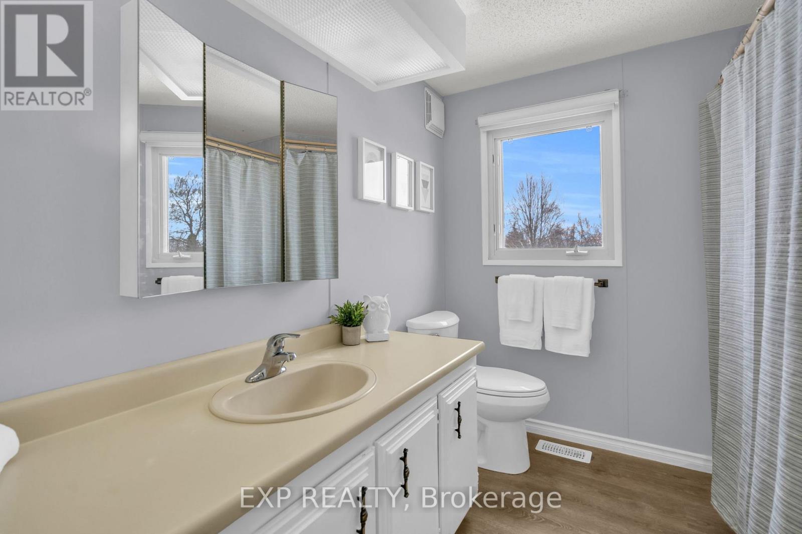 5 Inlet Court, Georgina, Ontario  L0E 1R0 - Photo 34 - N12918458