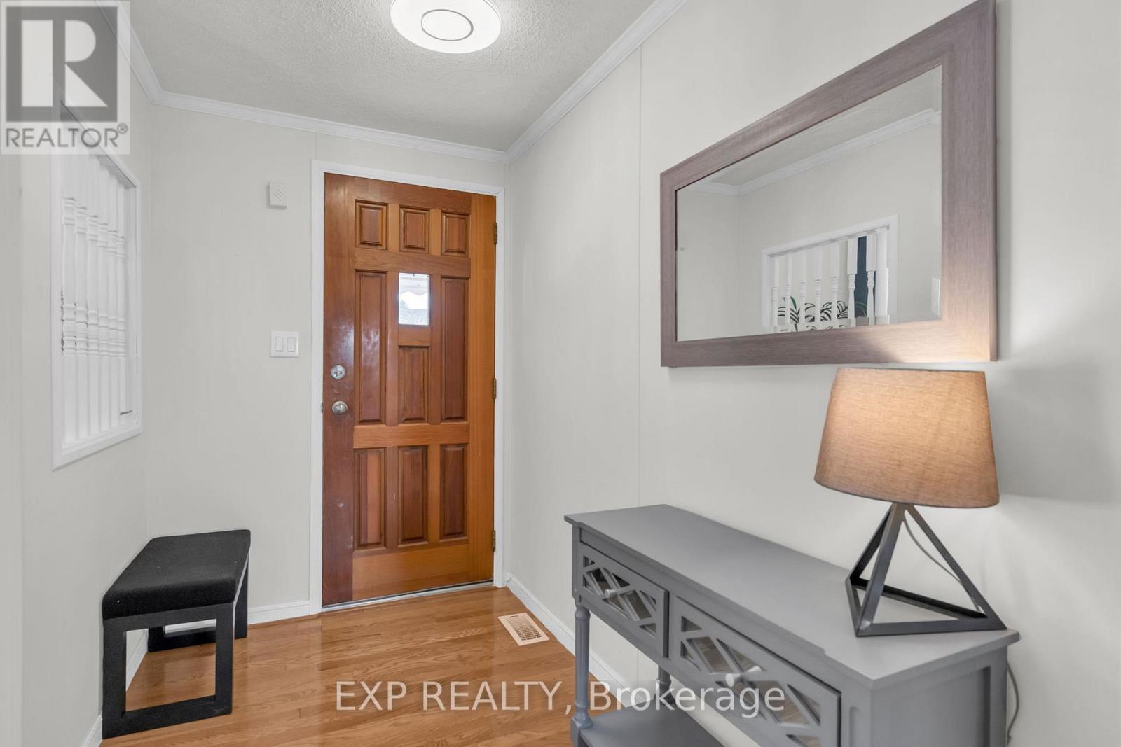 5 Inlet Court, Georgina, Ontario  L0E 1R0 - Photo 7 - N12918458