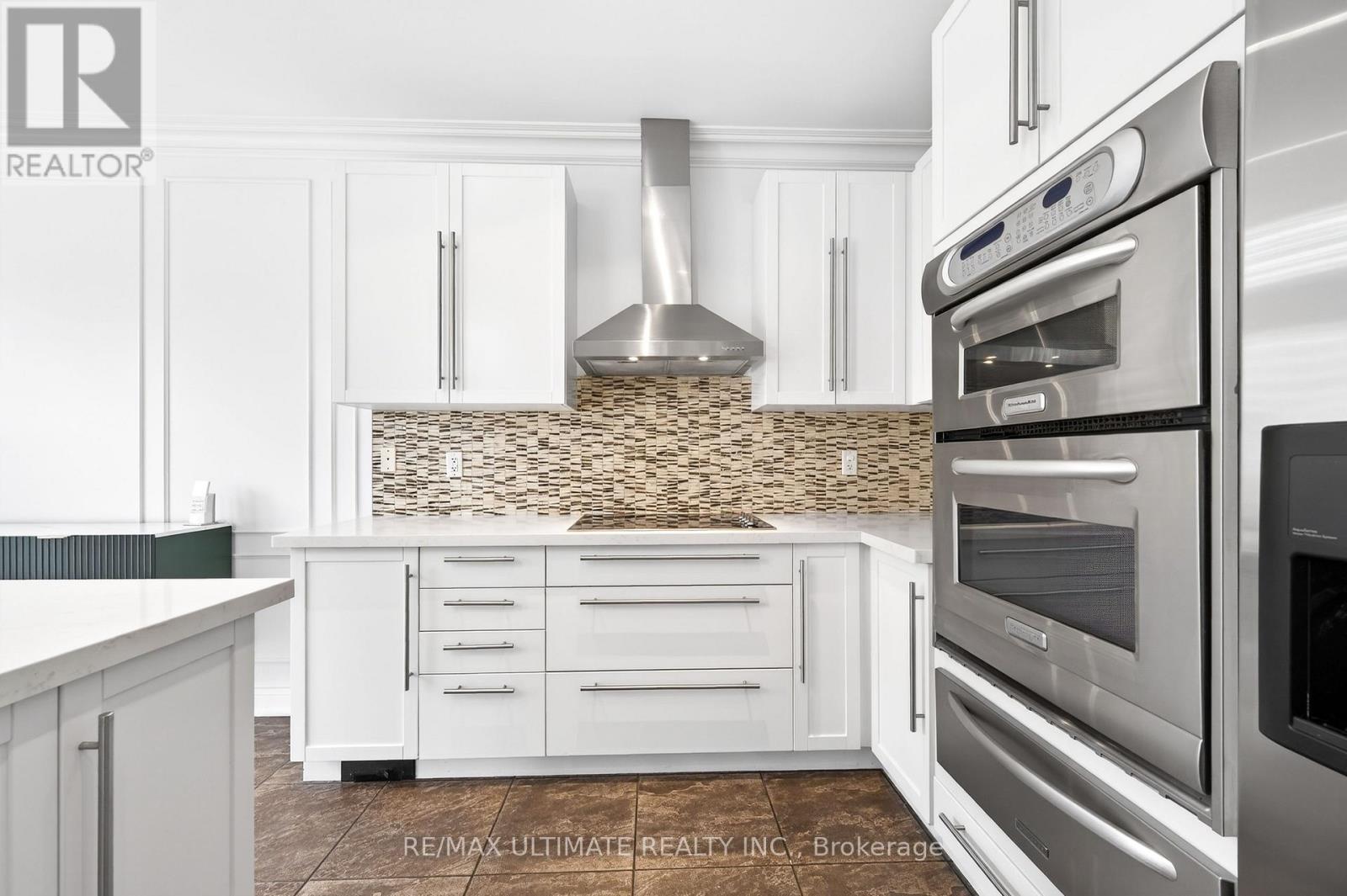 43 Pitney Avenue, Richmond Hill, Ontario  L4E 4Y5 - Photo 10 - N12918468