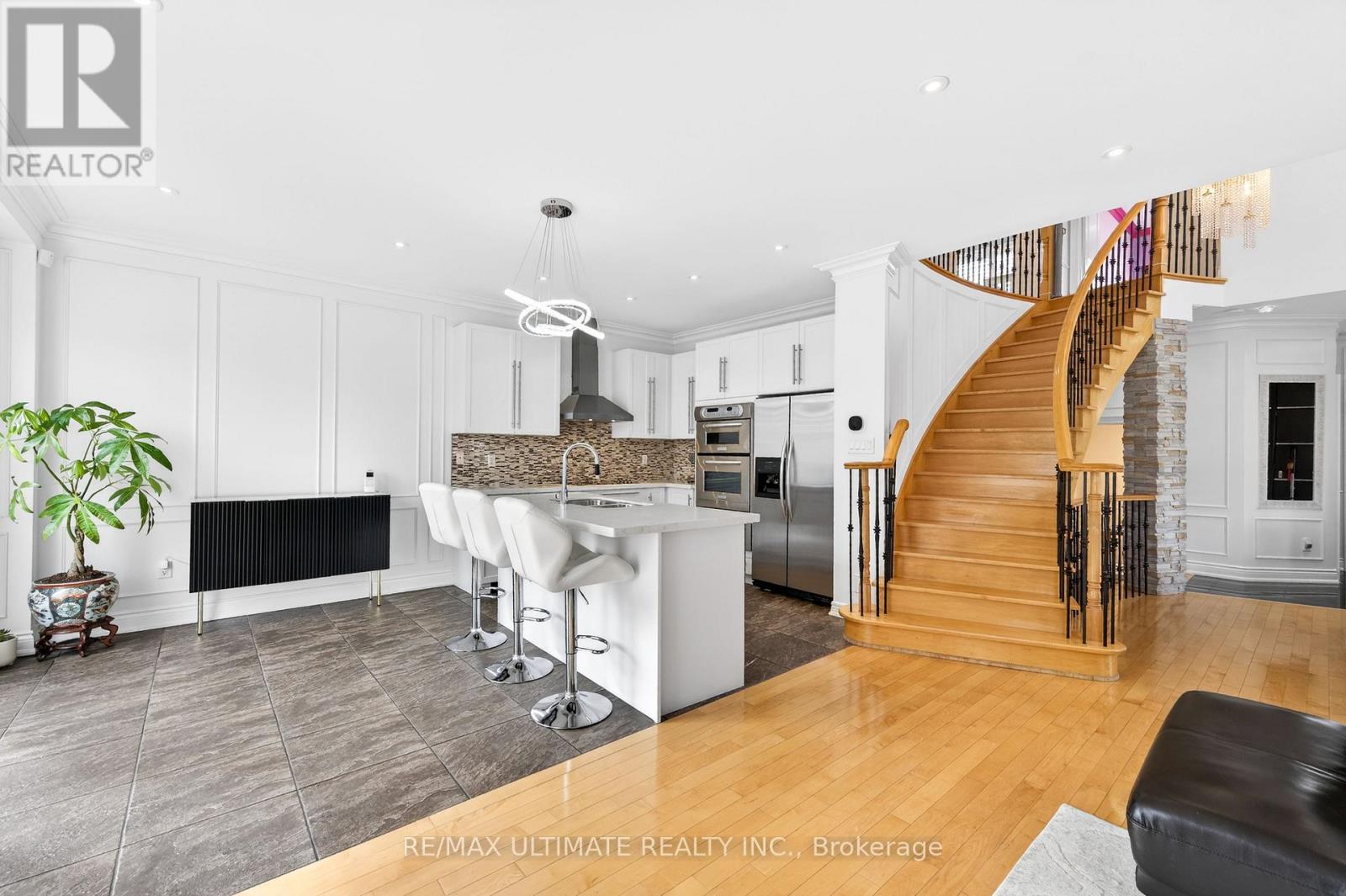 43 Pitney Avenue, Richmond Hill, Ontario  L4E 4Y5 - Photo 12 - N12918468