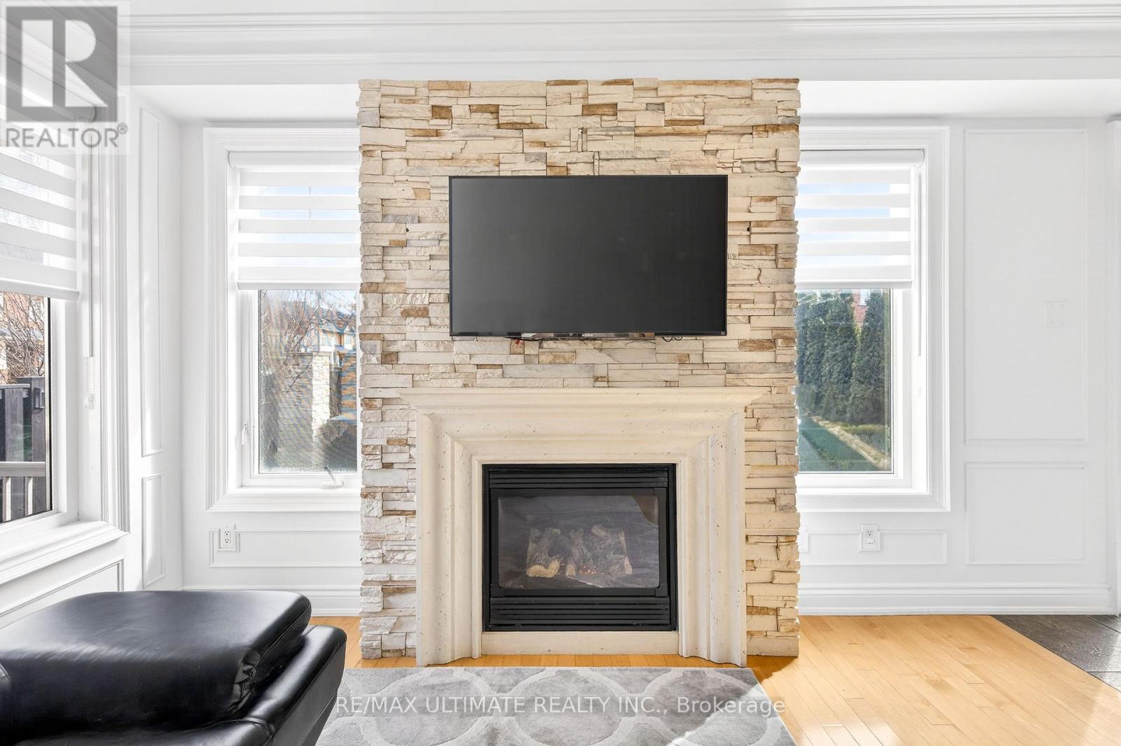 43 Pitney Avenue, Richmond Hill, Ontario  L4E 4Y5 - Photo 16 - N12918468