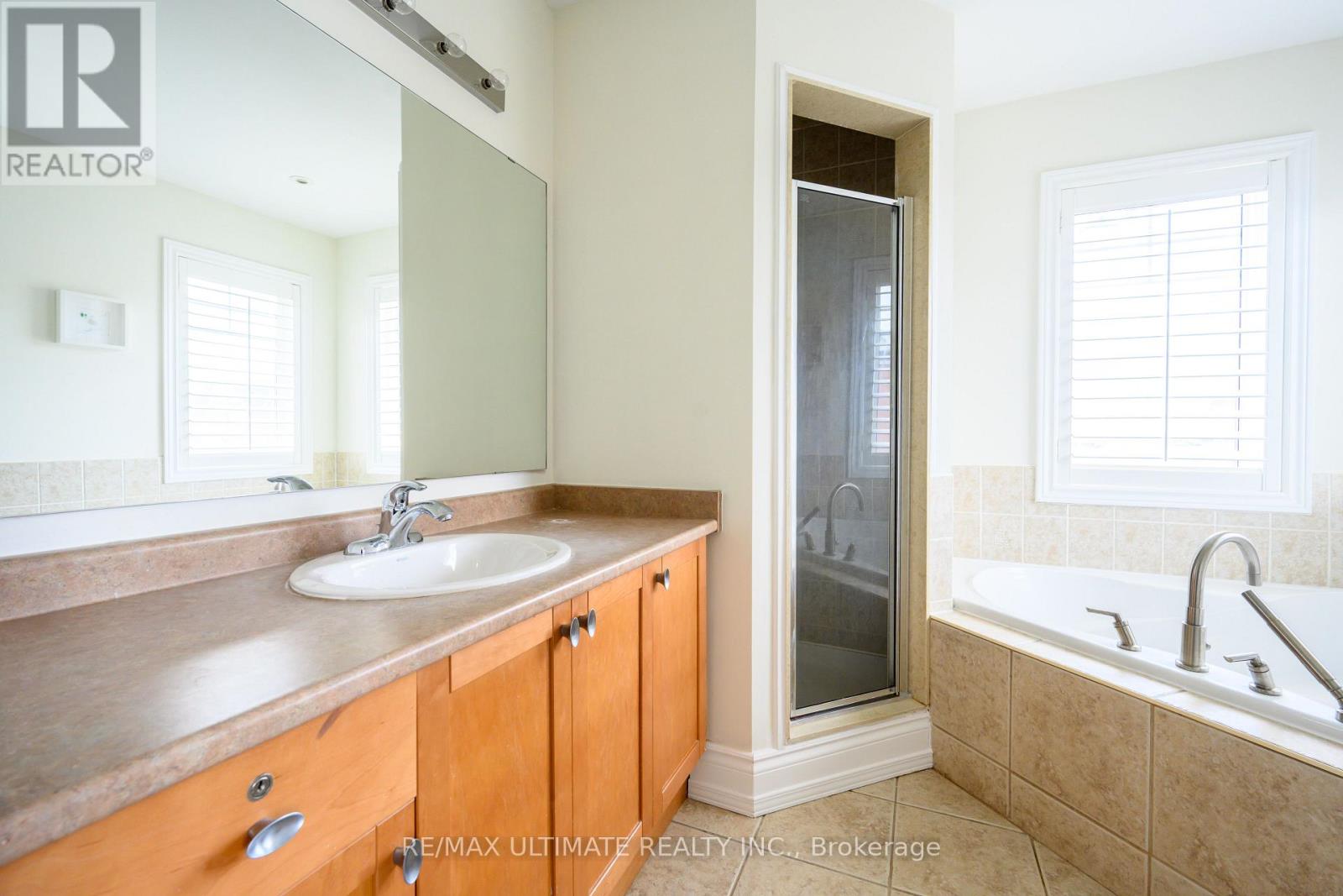 43 Pitney Avenue, Richmond Hill, Ontario  L4E 4Y5 - Photo 24 - N12918468