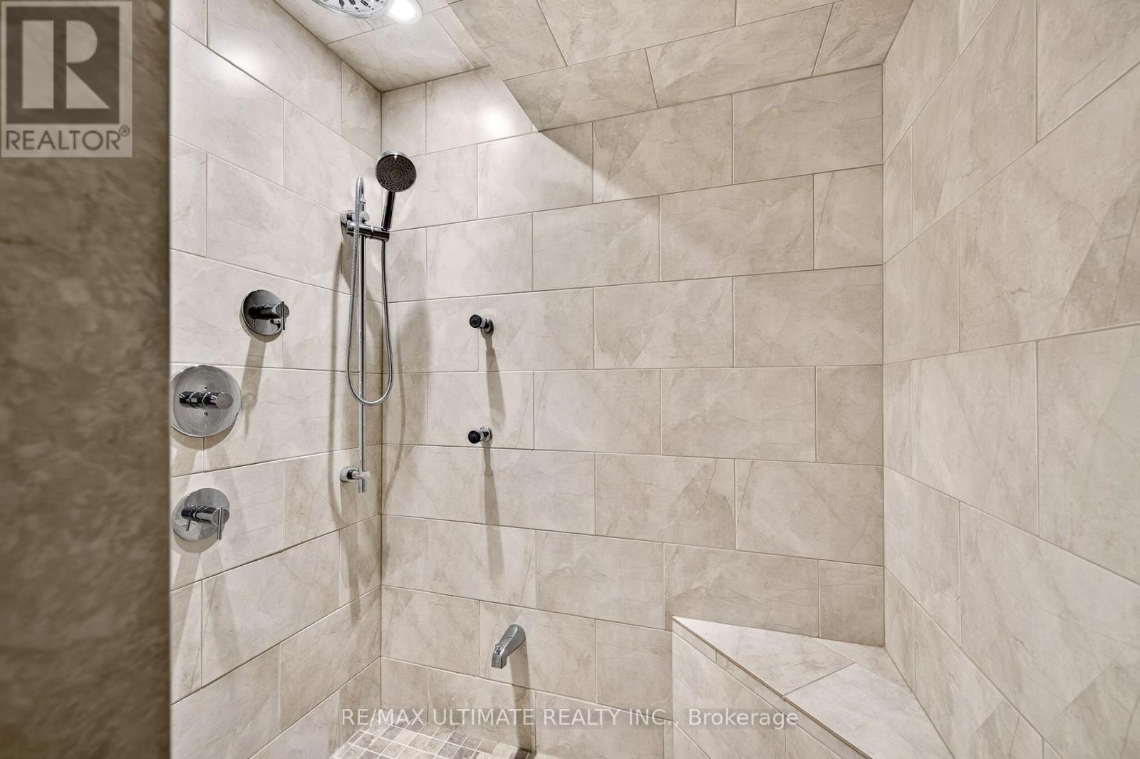 43 Pitney Avenue, Richmond Hill, Ontario  L4E 4Y5 - Photo 46 - N12918468