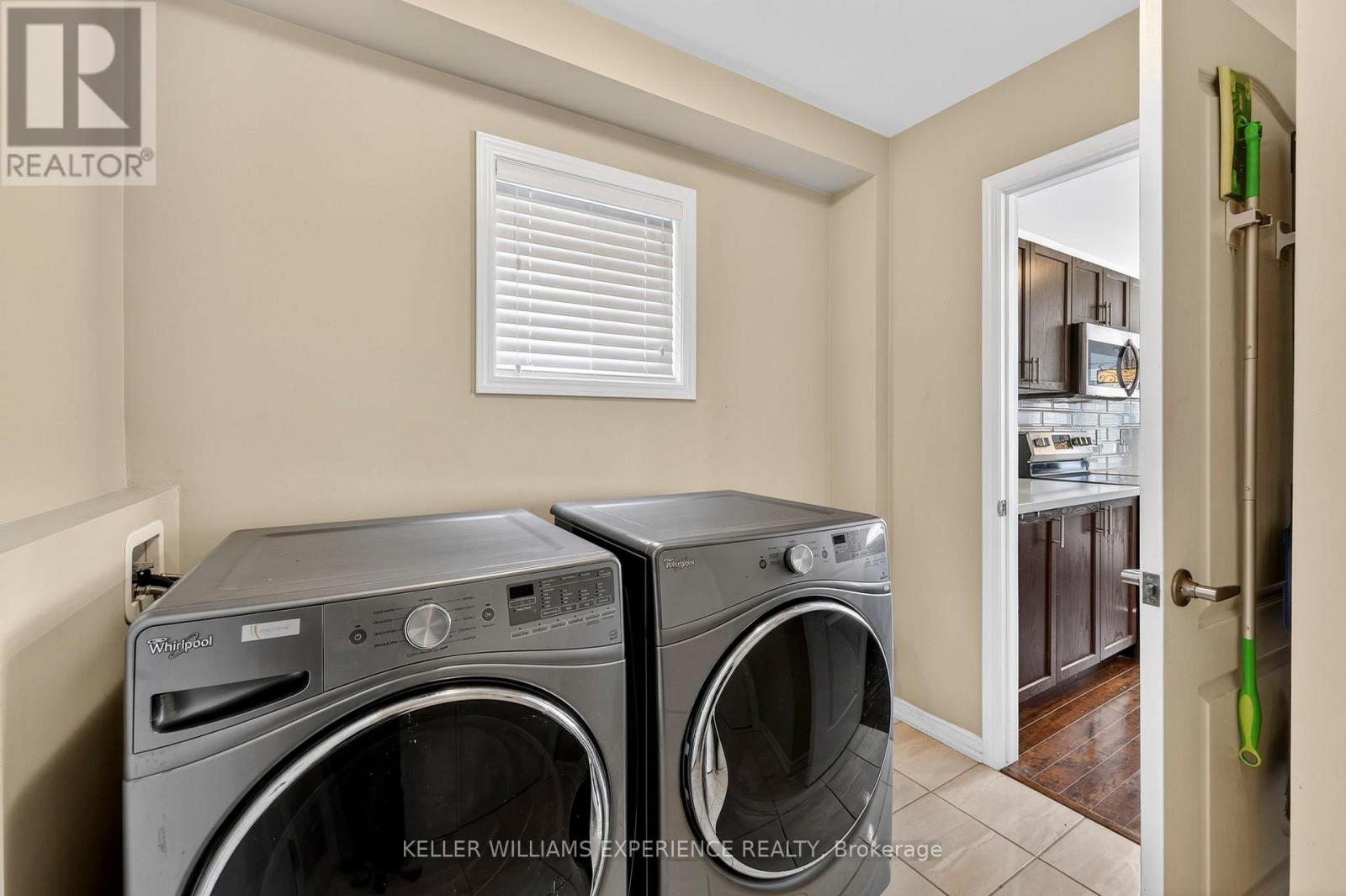 225 Diana Drive, Orillia, Ontario  L3V 8J8 - Photo 11 - S12918272