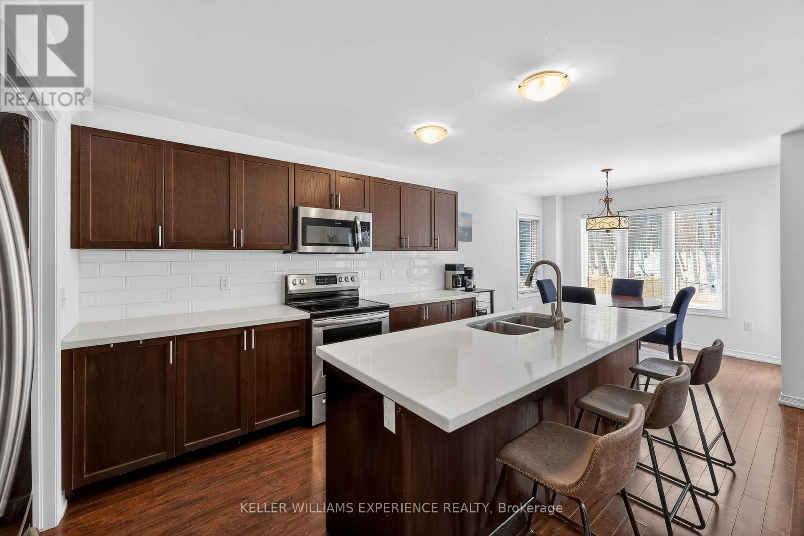 225 Diana Drive, Orillia, Ontario  L3V 8J8 - Photo 9 - S12918272