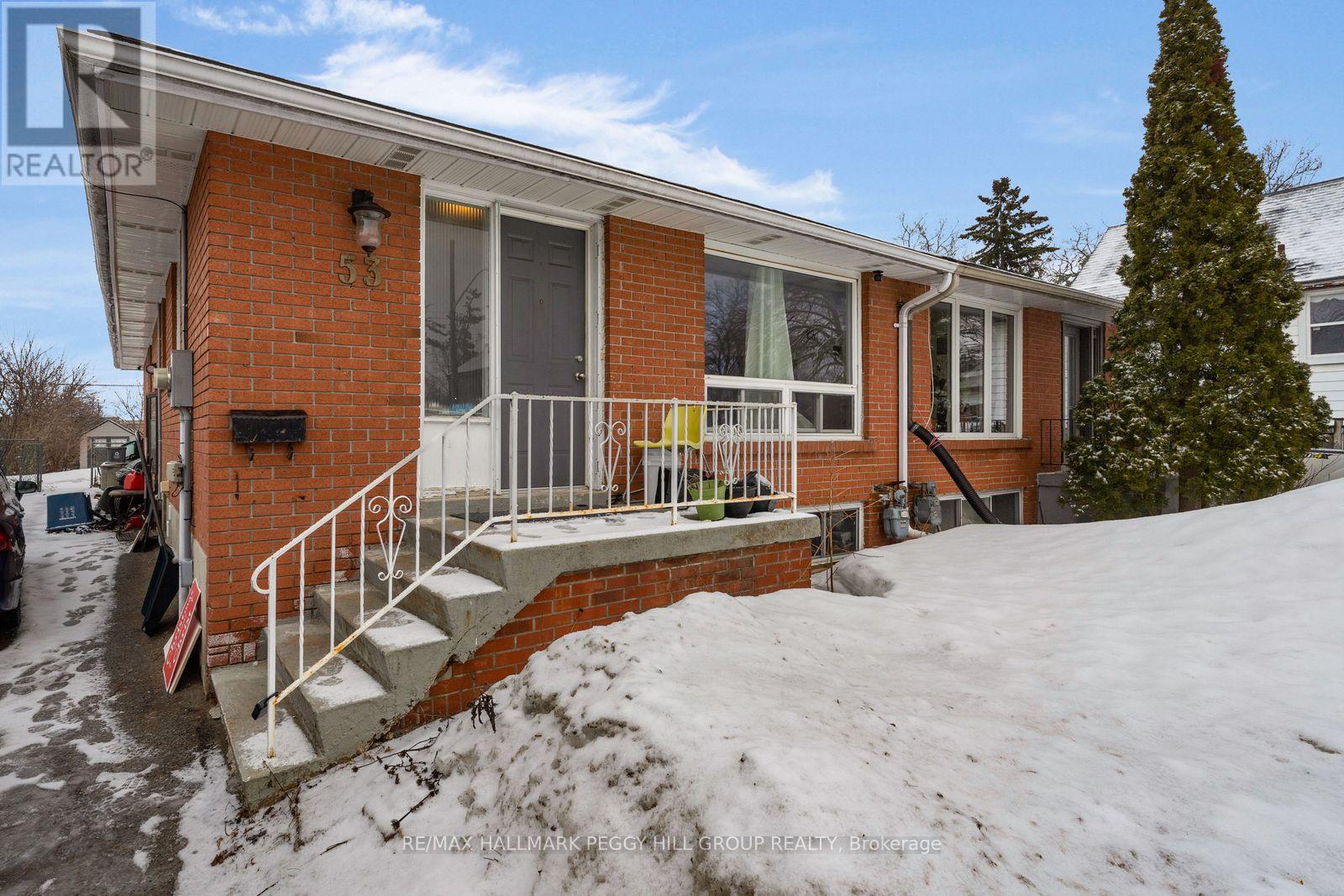 UPPER - 53 SANFORD STREET, Barrie, Ontario