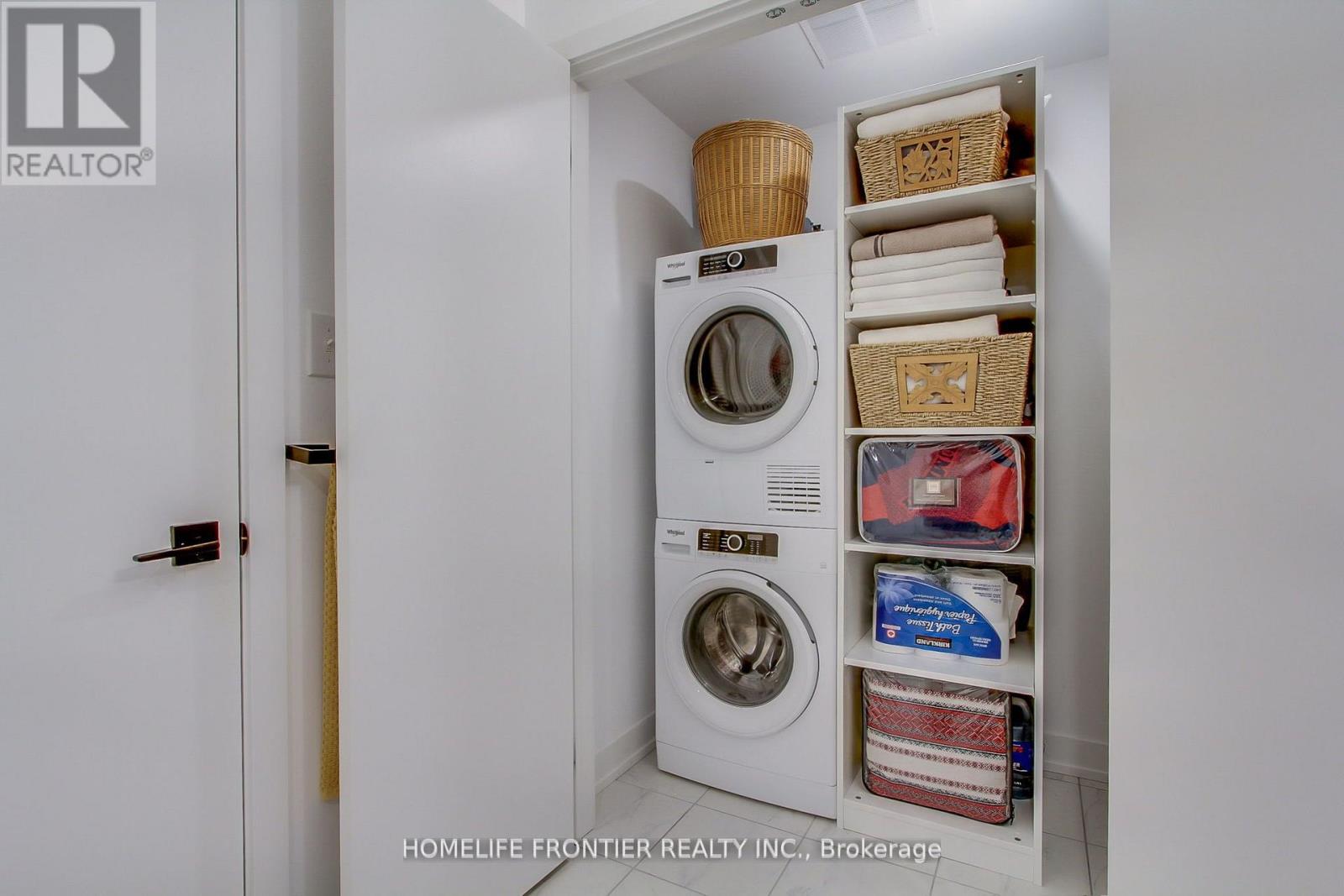 318 - 4 Spice Way, Barrie, Ontario  L9J 0M2 - Photo 21 - S12918322