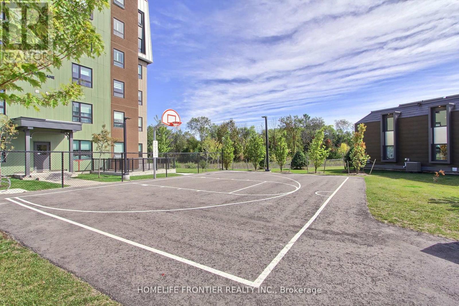 318 - 4 Spice Way, Barrie, Ontario  L9J 0M2 - Photo 26 - S12918322