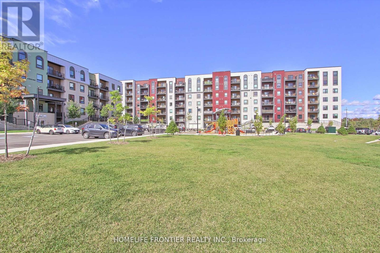 318 - 4 Spice Way, Barrie, Ontario  L9J 0M2 - Photo 30 - S12918322