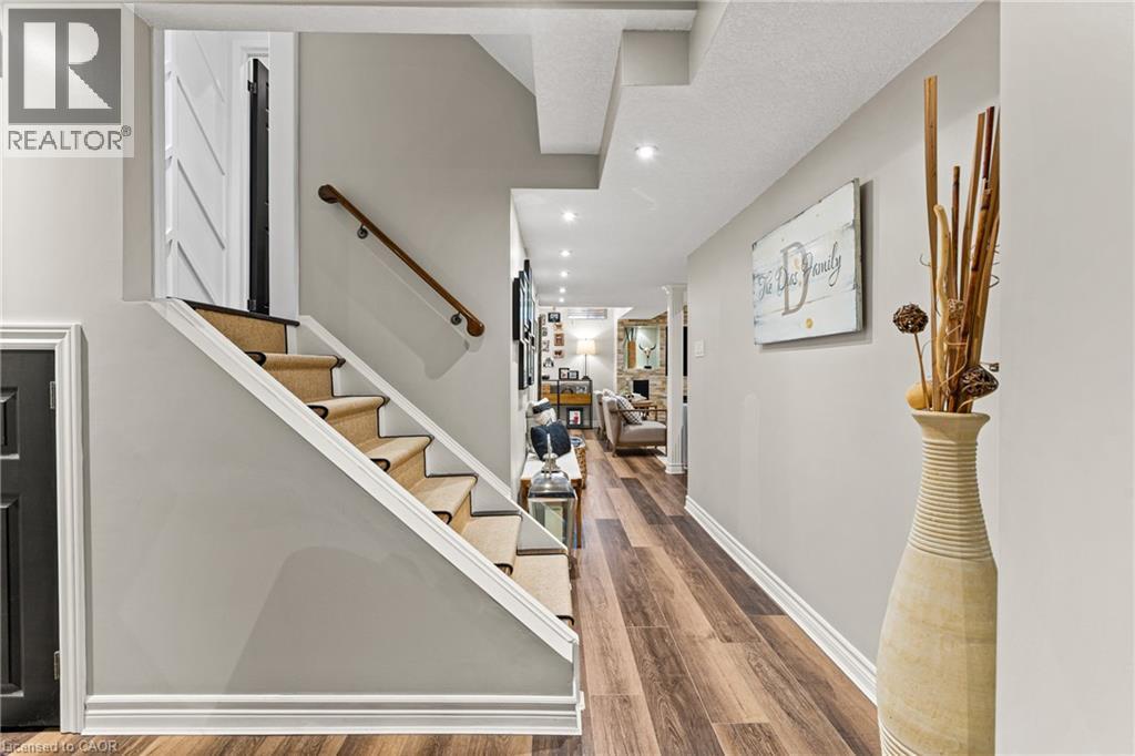 32 Bloomington Drive, Cambridge, Ontario  N1P 1J4 - Photo 31 - 40814392