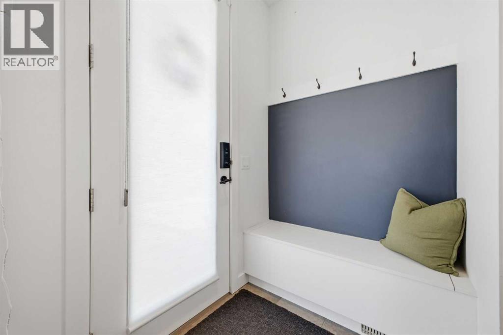 4905 16 Street Sw, Calgary, Alberta  T2T 6S6 - Photo 2 - A2290673