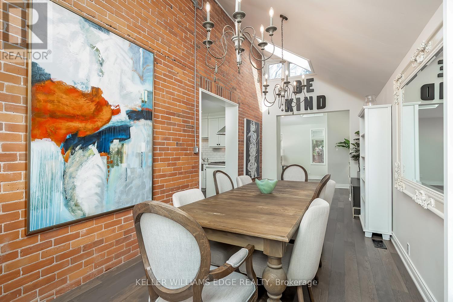 403 Smith Avenue, Burlington, Ontario  L7R 2T9 - Photo 14 - W12918162