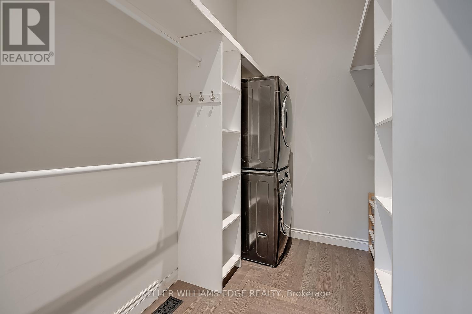 403 Smith Avenue, Burlington, Ontario  L7R 2T9 - Photo 30 - W12918162