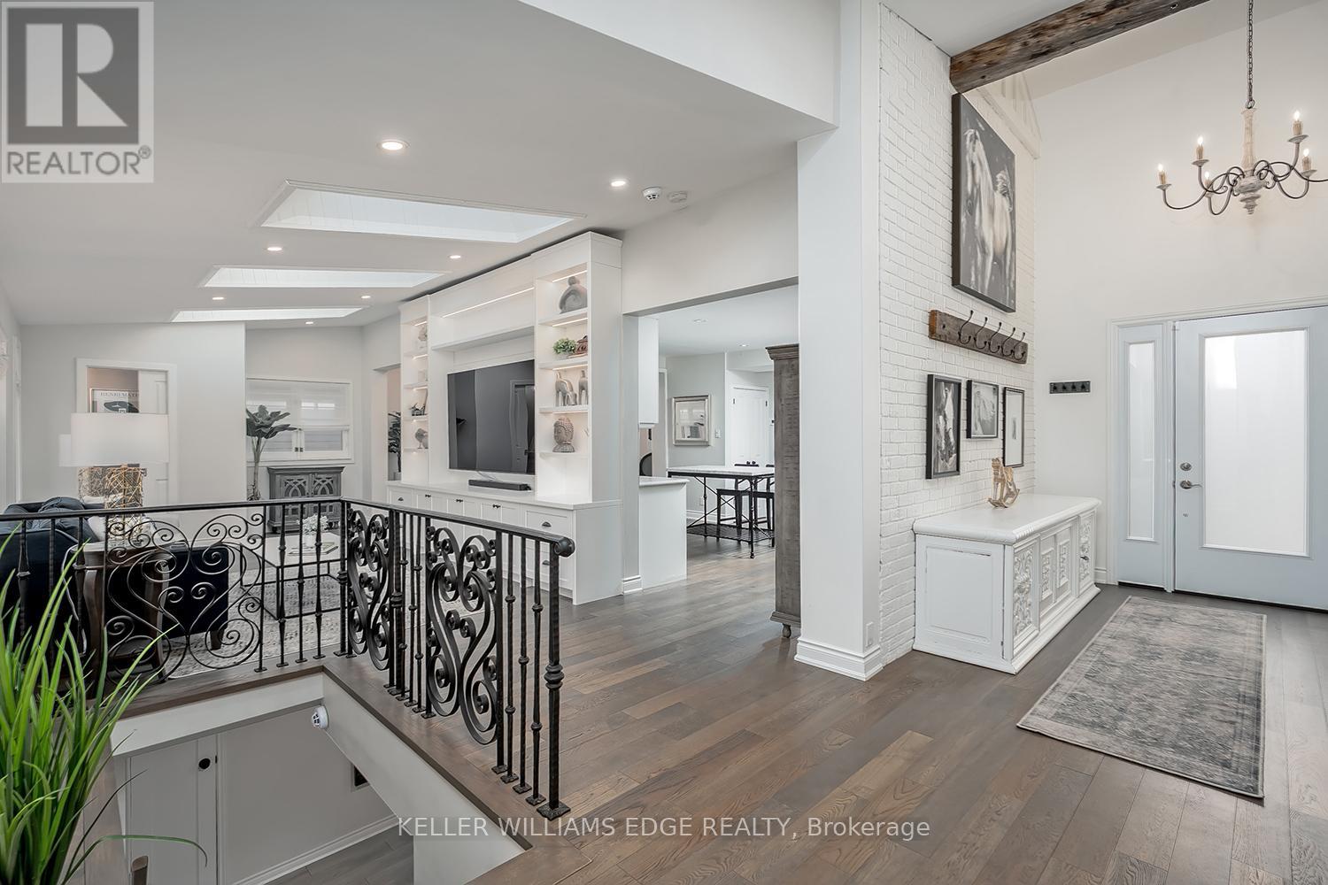 403 Smith Avenue, Burlington, Ontario  L7R 2T9 - Photo 6 - W12918162