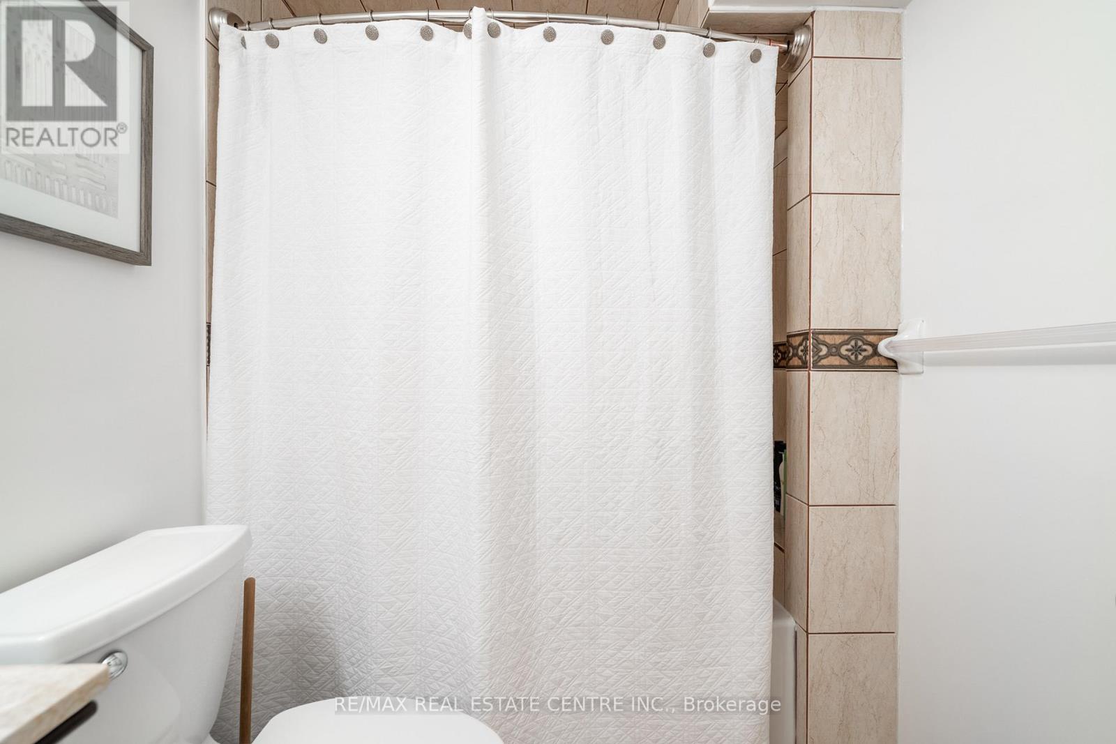 2194 Austin Court, Burlington, Ontario  L7L 6V6 - Photo 40 - W12918276