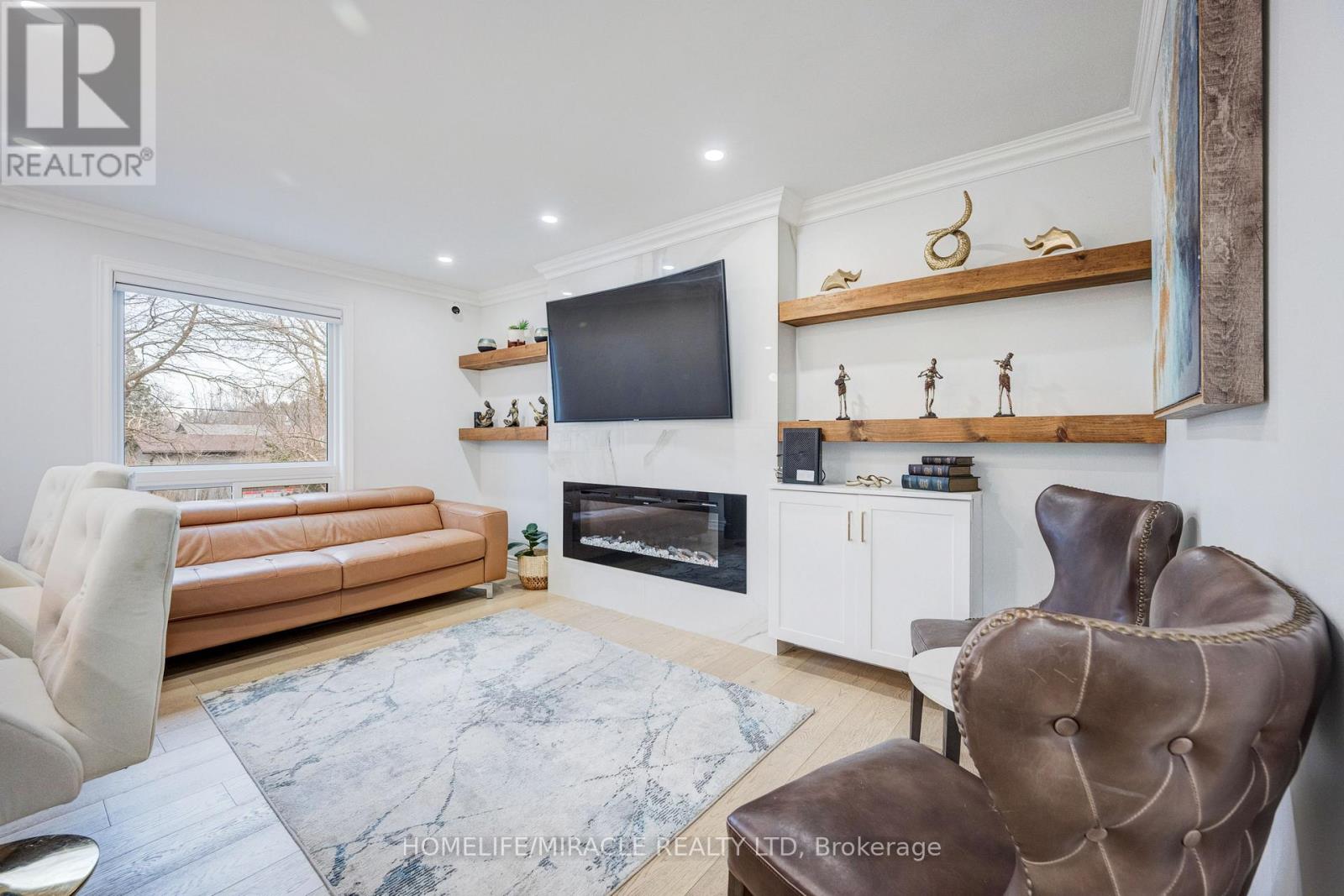 204 Sheraton Court, Oakville (Br Bronte), Ontario  L6L 5N3 - Photo 16 - W12918294