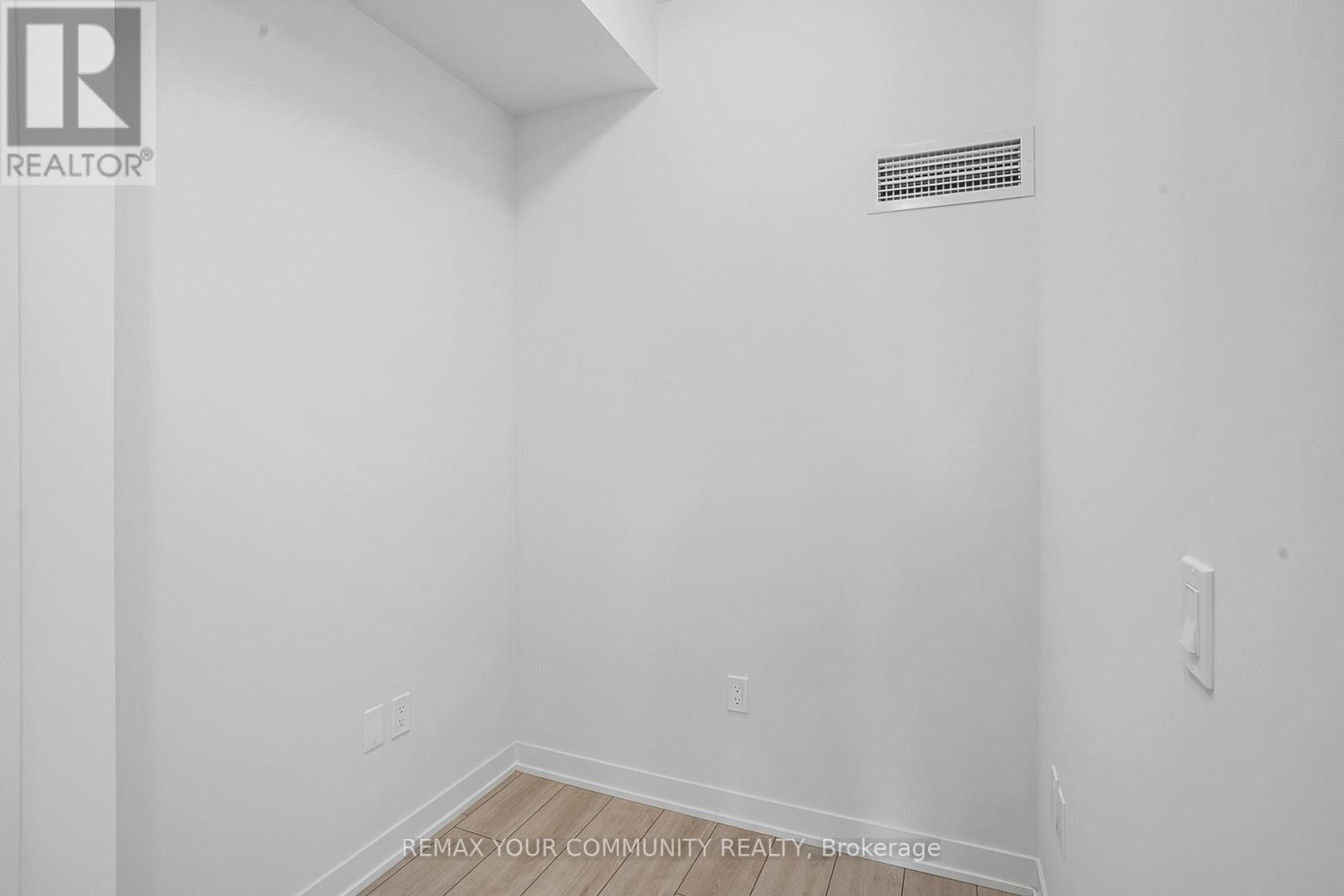 1206 - 38 Annie Craig Drive, Toronto (Mimico), Ontario  M8V 0G9 - Photo 12 - W12918398