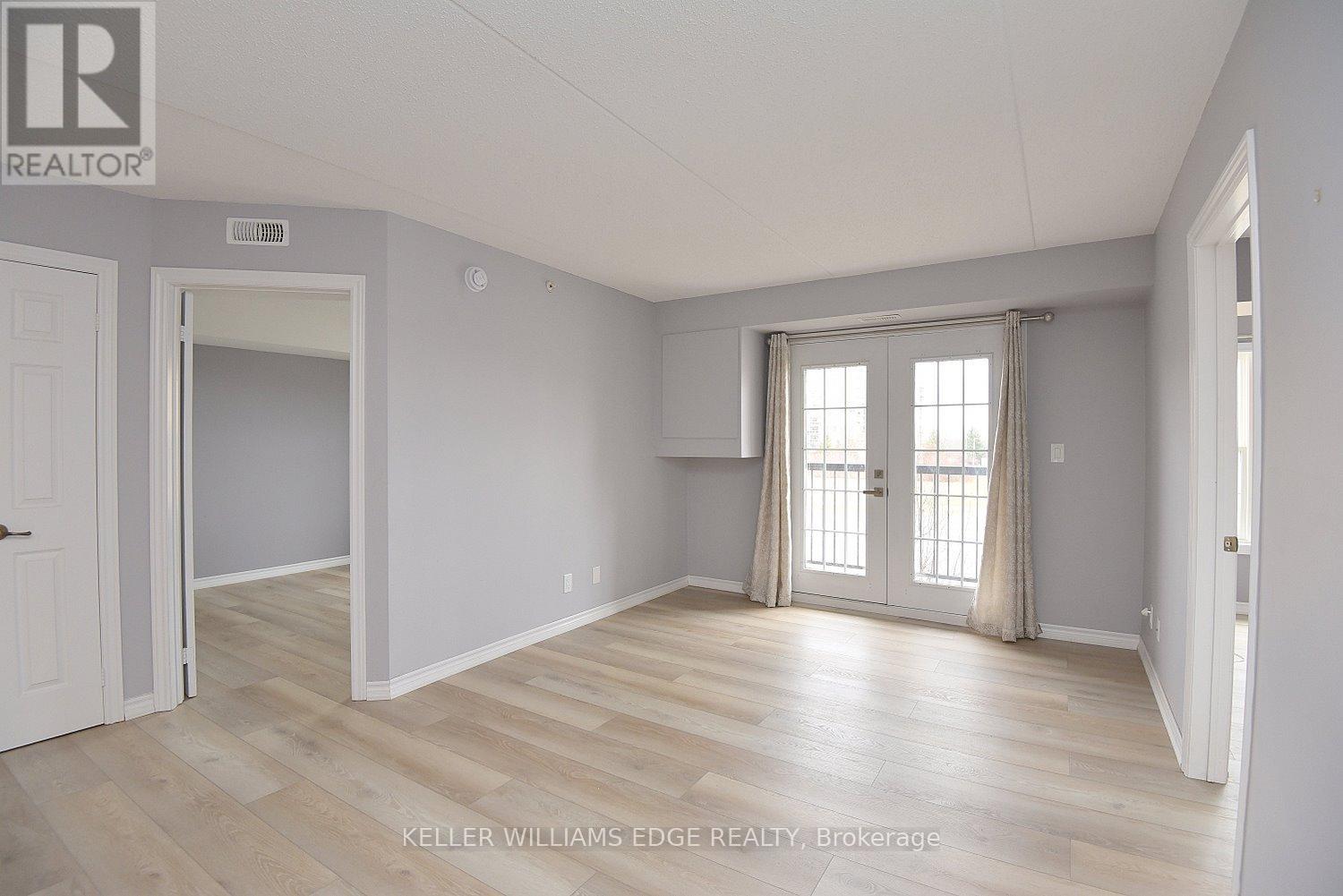 203 - 2045 Appleby Line, Burlington, Ontario  L7L 7G9 - Photo 10 - W12918422