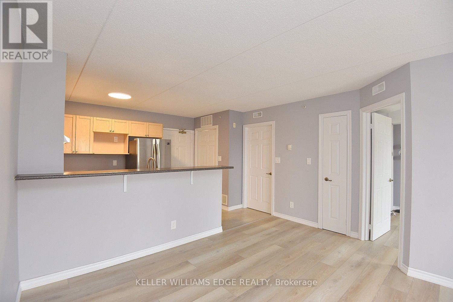 203 - 2045 Appleby Line, Burlington, Ontario  L7L 7G9 - Photo 14 - W12918422