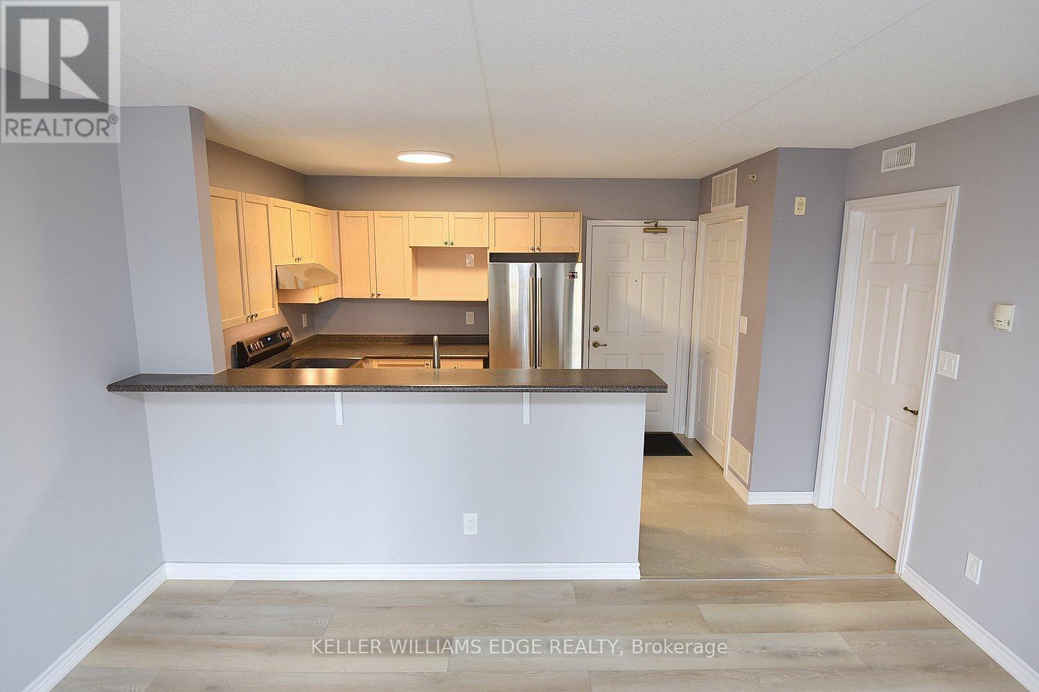 203 - 2045 Appleby Line, Burlington, Ontario  L7L 7G9 - Photo 16 - W12918422