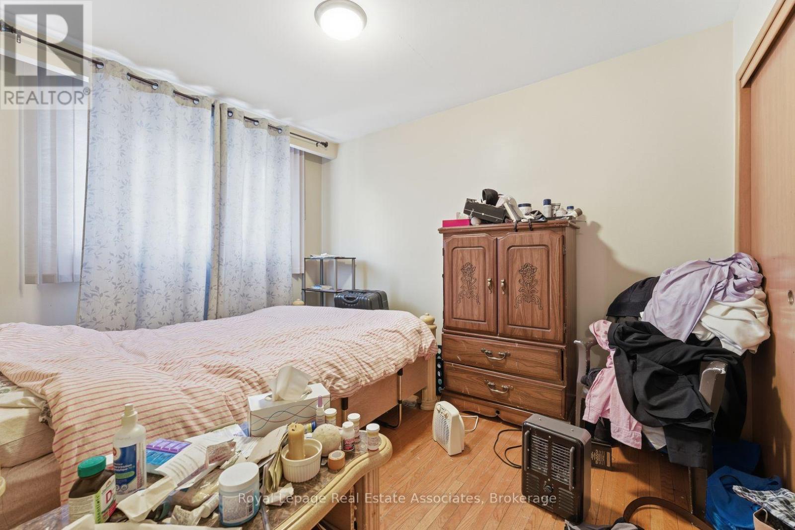 652 Eversley Drive, Mississauga, Ontario  L5A 2C9 - Photo 18 - W12918434