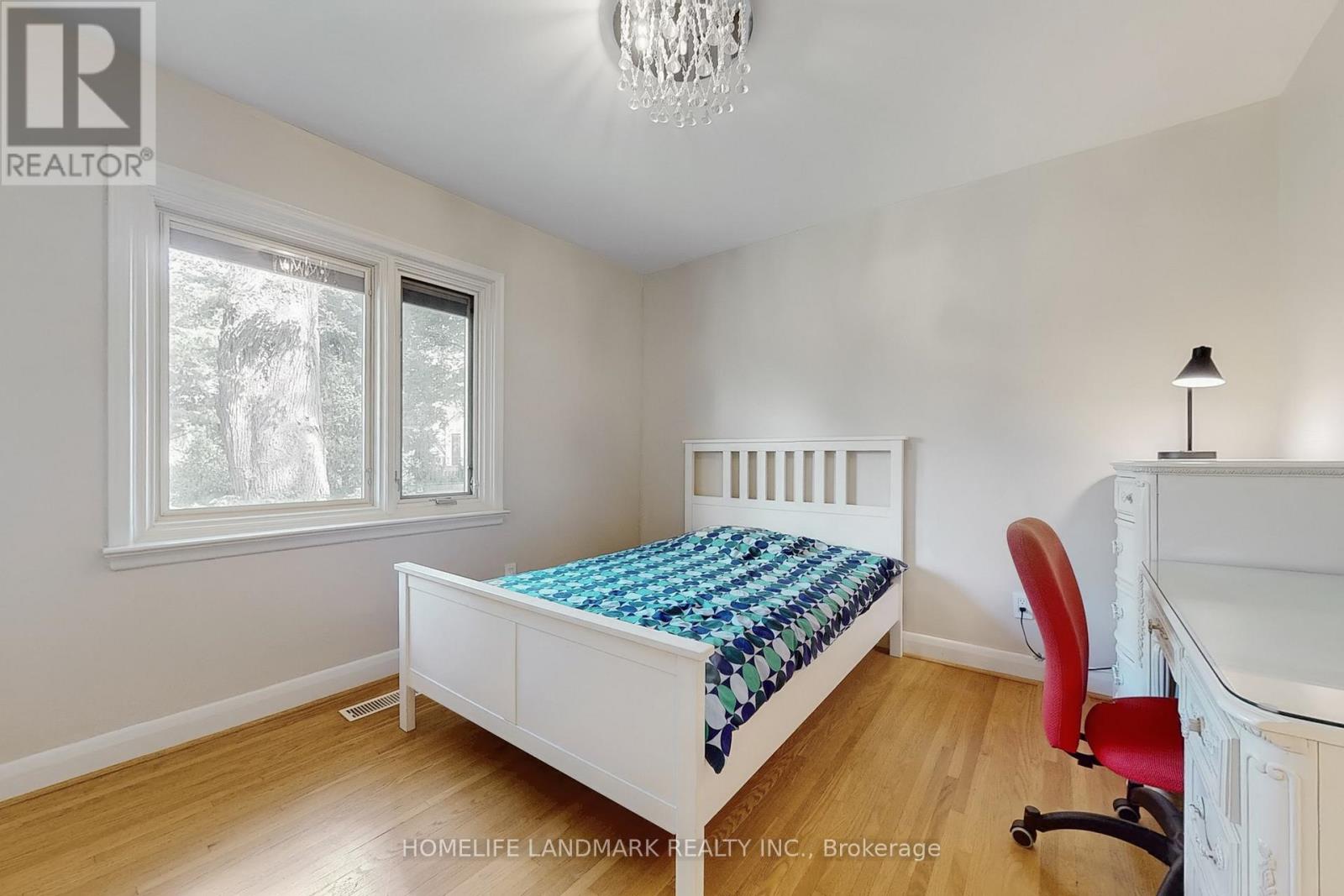 173 Dunwoody Drive, Oakville (Mo Morrison), Ontario  L6J 4G5 - Photo 12 - W12918438