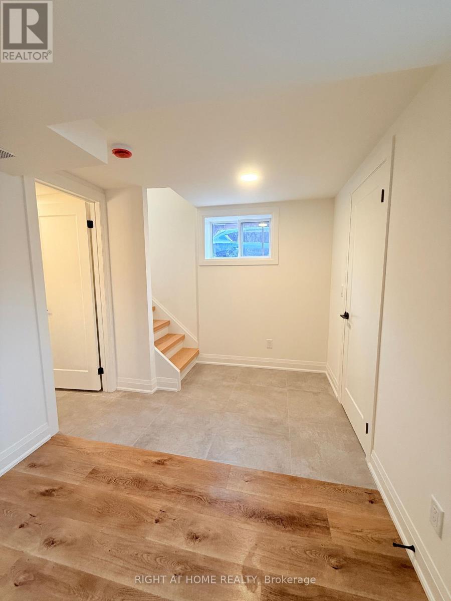 1b - 19 Arrowsmith Avenue, Toronto, Ontario  M6M 2W8 - Photo 5 - W12918470