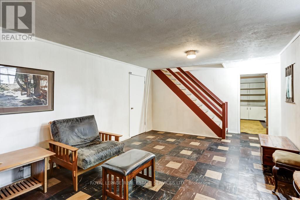 19 Hilldowntree Road, Toronto, Ontario  M9A 2Z4 - Photo 28 - W12918502