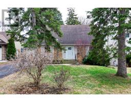 19 HILLDOWNTREE ROAD, Toronto, Ontario