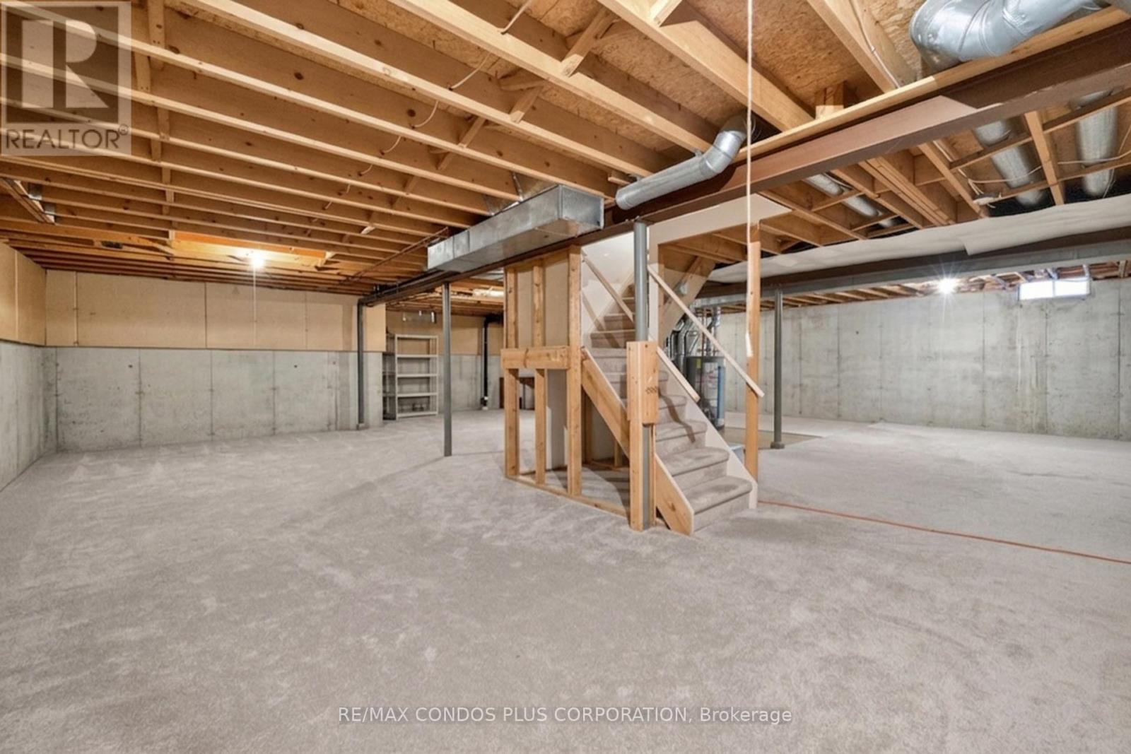 1562 Lovelady Crescent, Mississauga, Ontario L4W 2Z1 - Photo 28 - W12918504