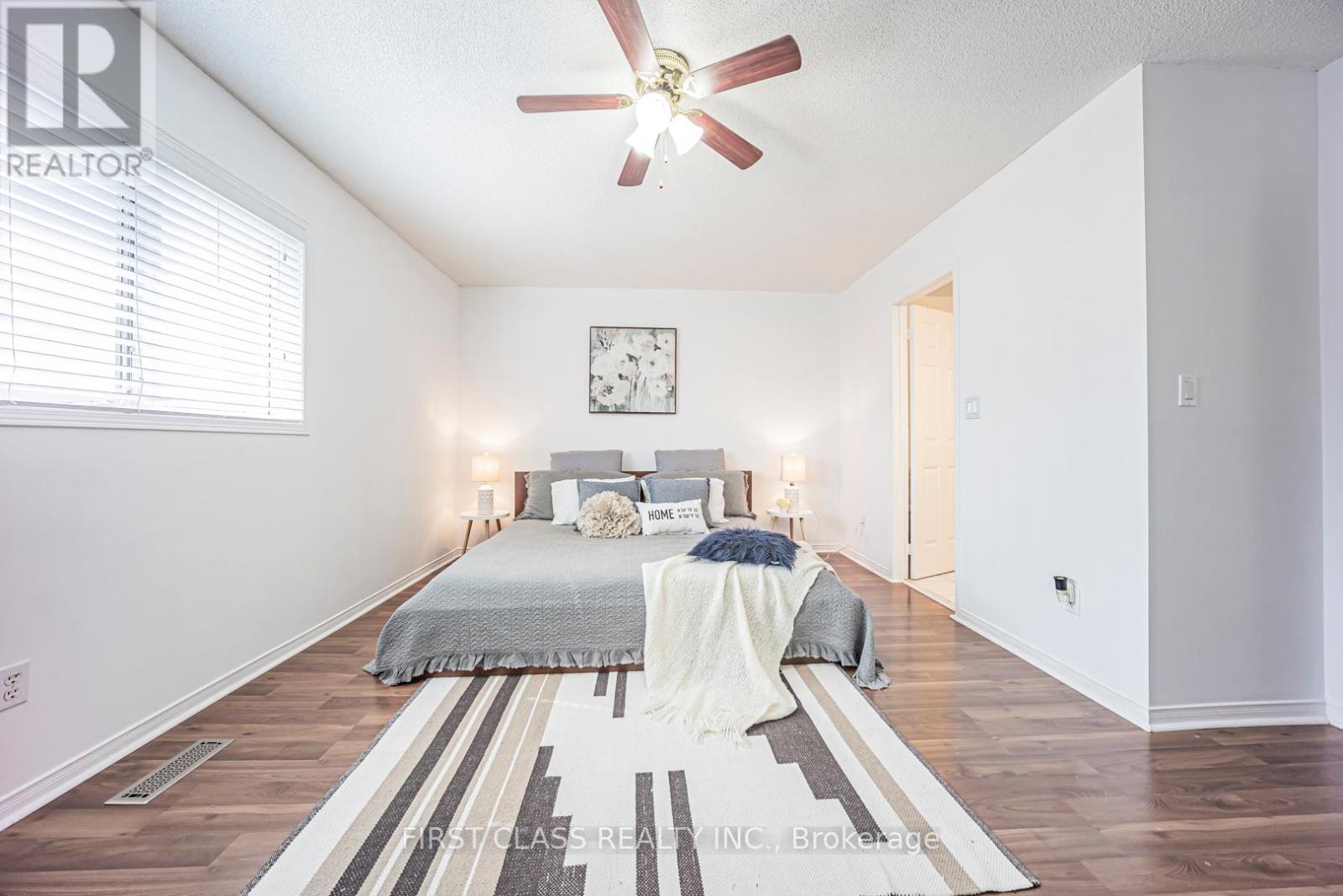 3930 Mcdowell Drive, Mississauga, Ontario L5M 6P3 - Photo 31 - W12918506