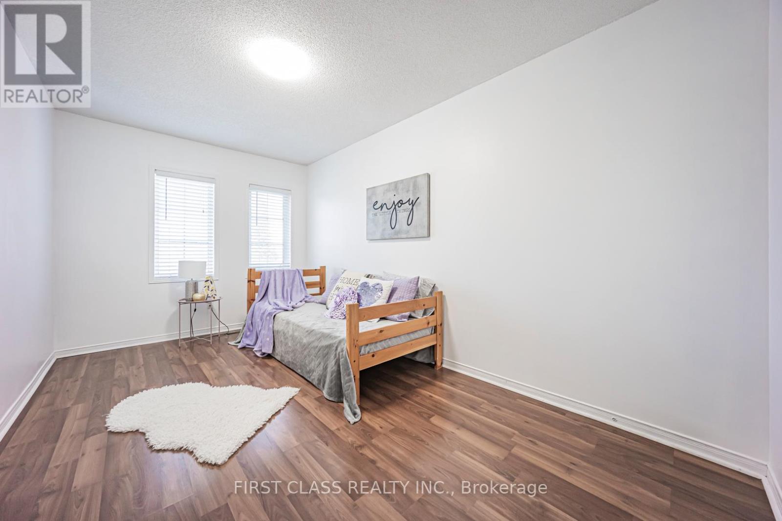 3930 Mcdowell Drive, Mississauga, Ontario L5M 6P3 - Photo 45 - W12918506